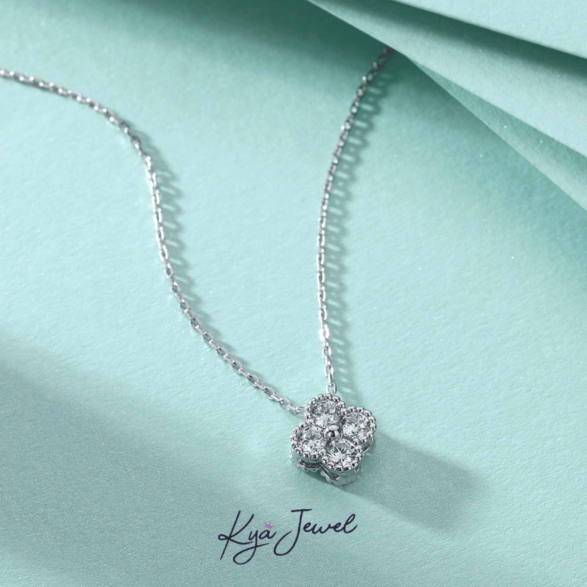 Dây chuyền nữ Sparkling Clover