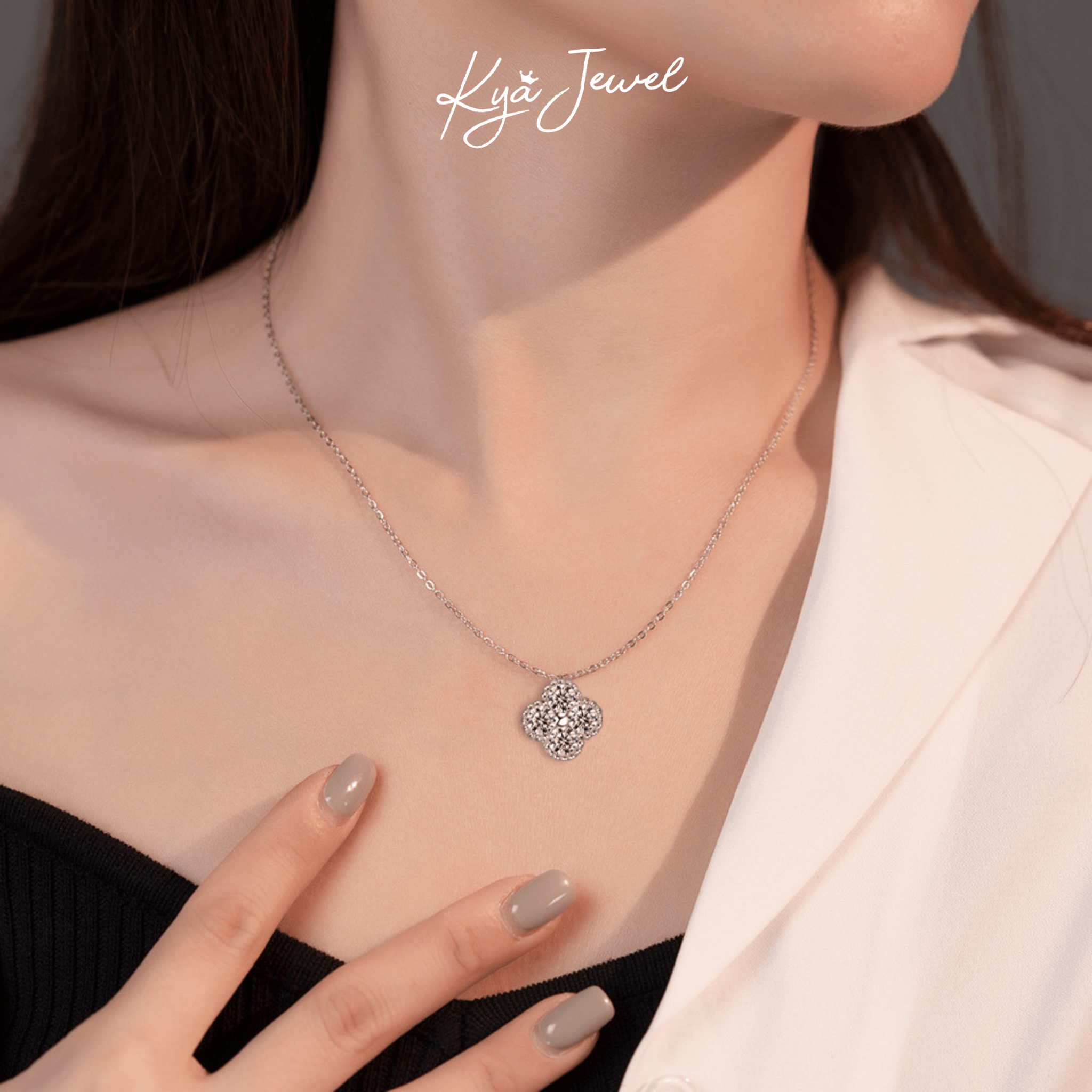 Dây chuyền nữ Sparkling Clover