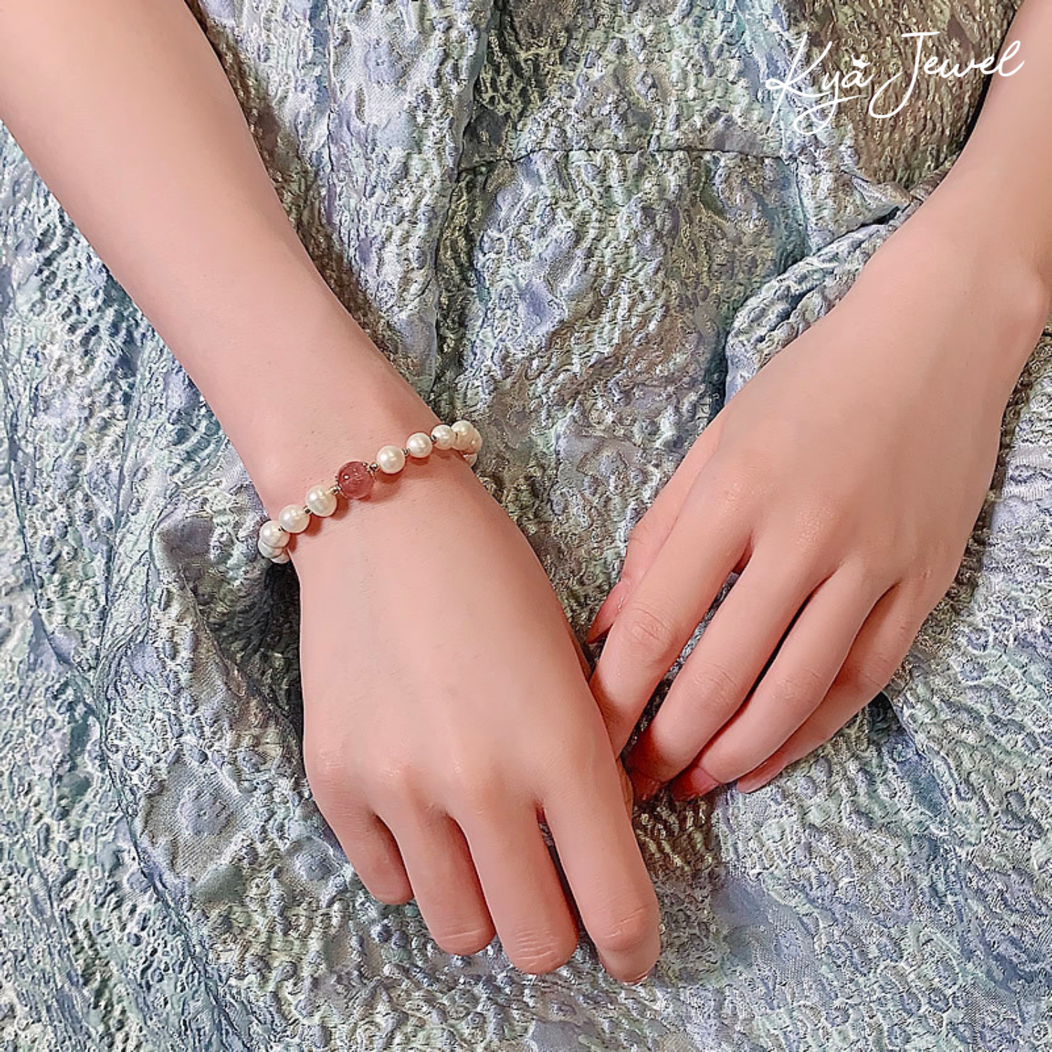 Vòng tay nữ Pink Delight
