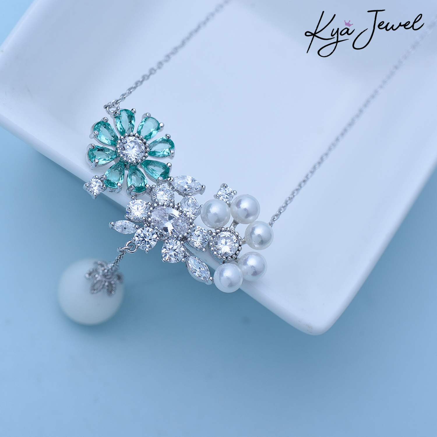 Dây chuyền Floral Pearl Symphony