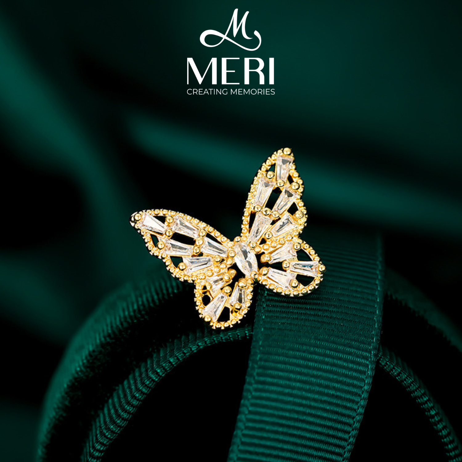Pin cài áo Yellow Butterfly