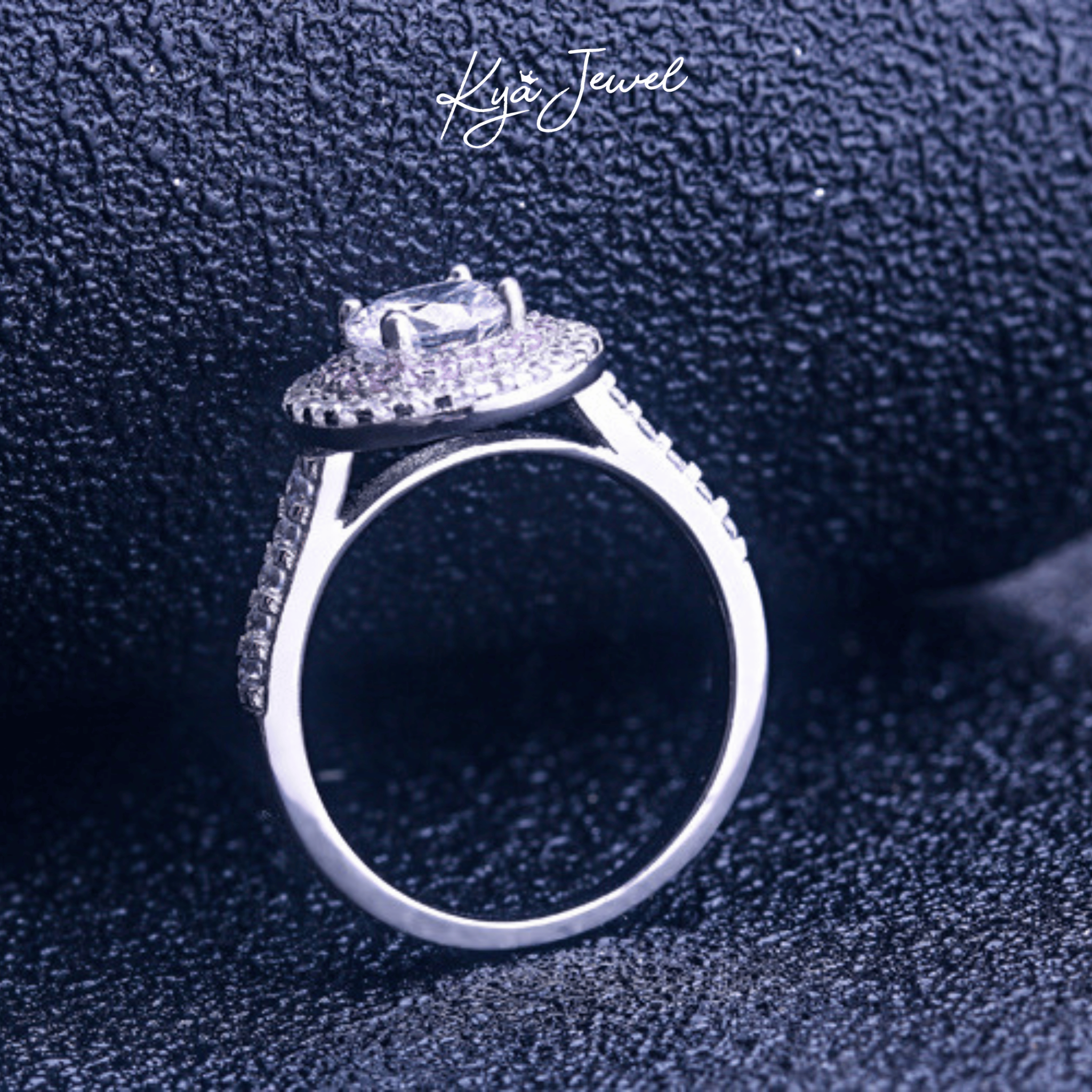 Nhẫn nữ Romantic Circle