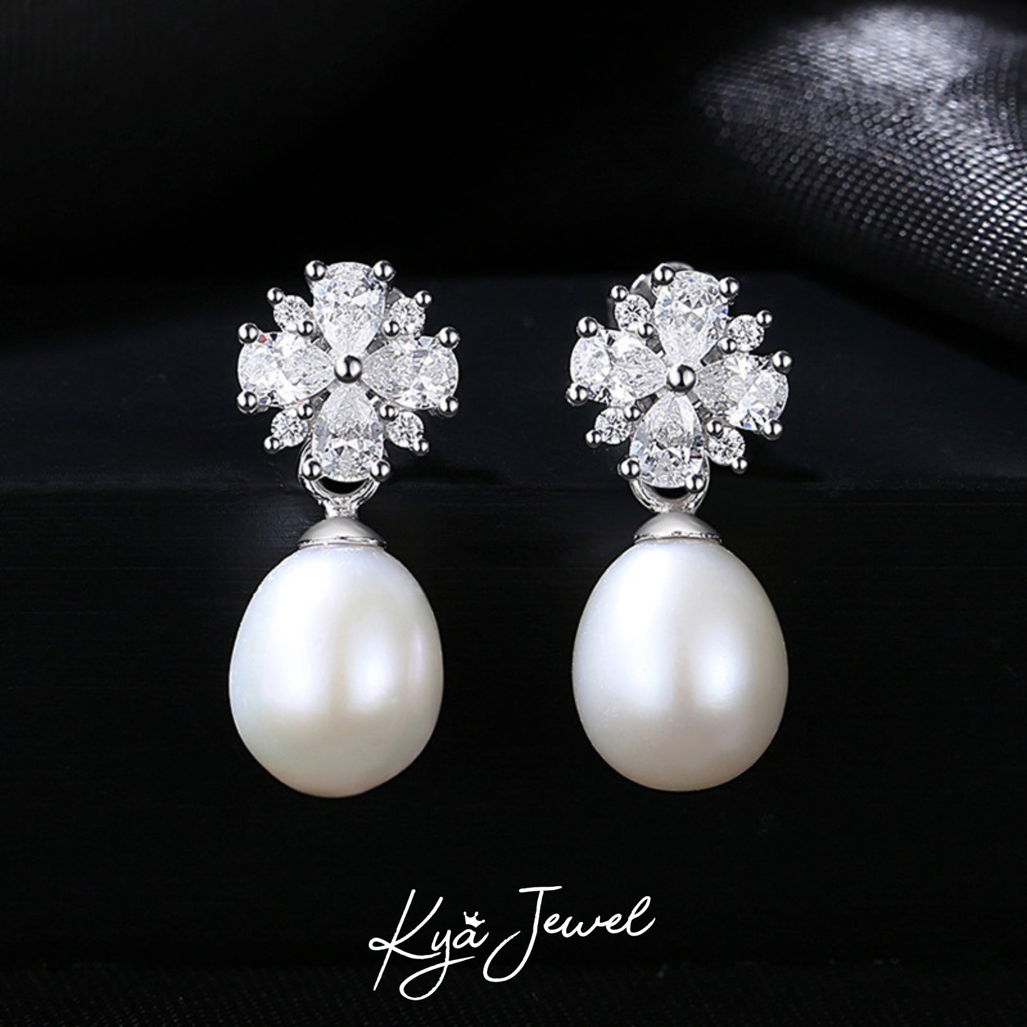 Khuyên tai nữ Freshwater Pearl Floral