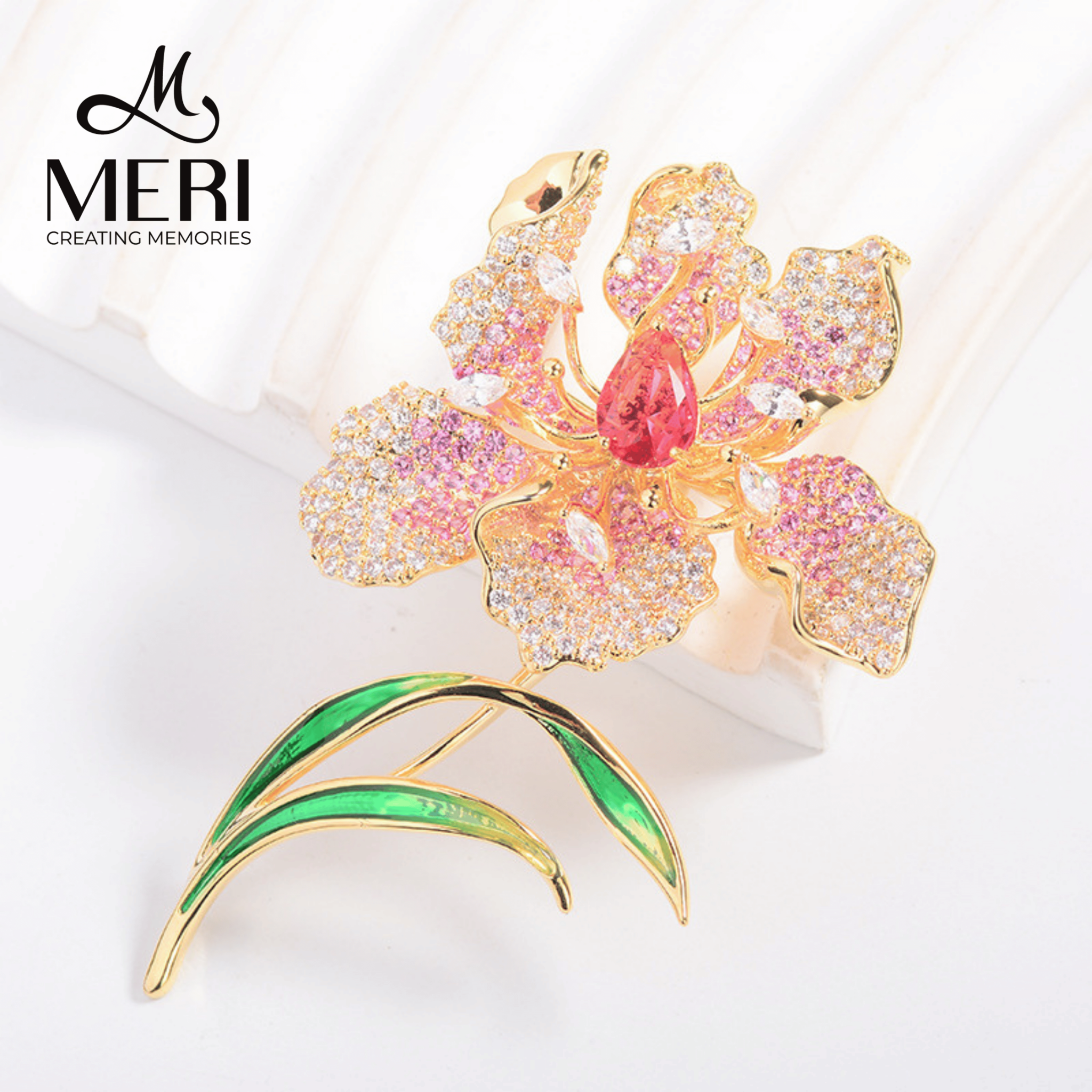 Cài áo Sparkling Petal