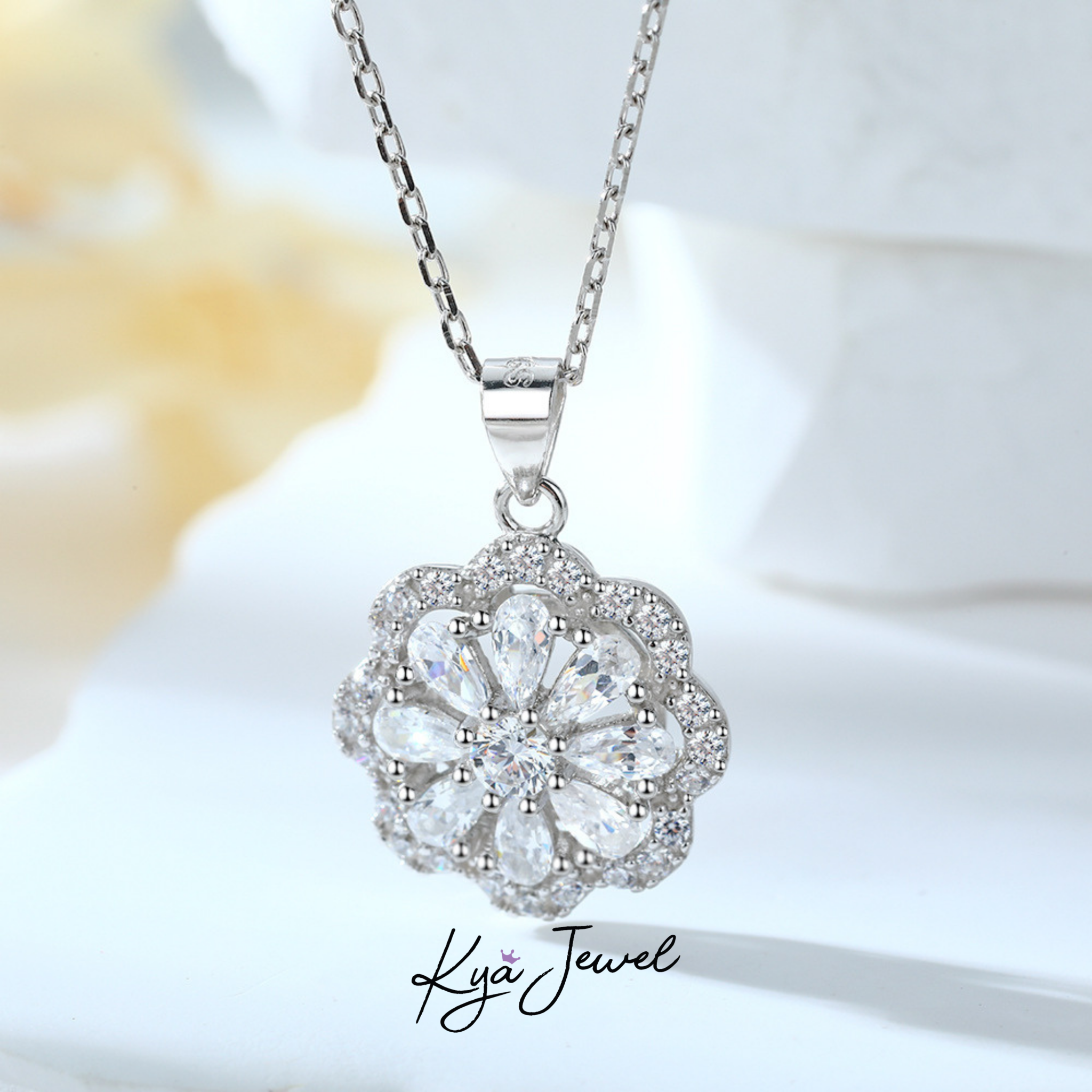 Dây chuyền nữ Sparkling Flower