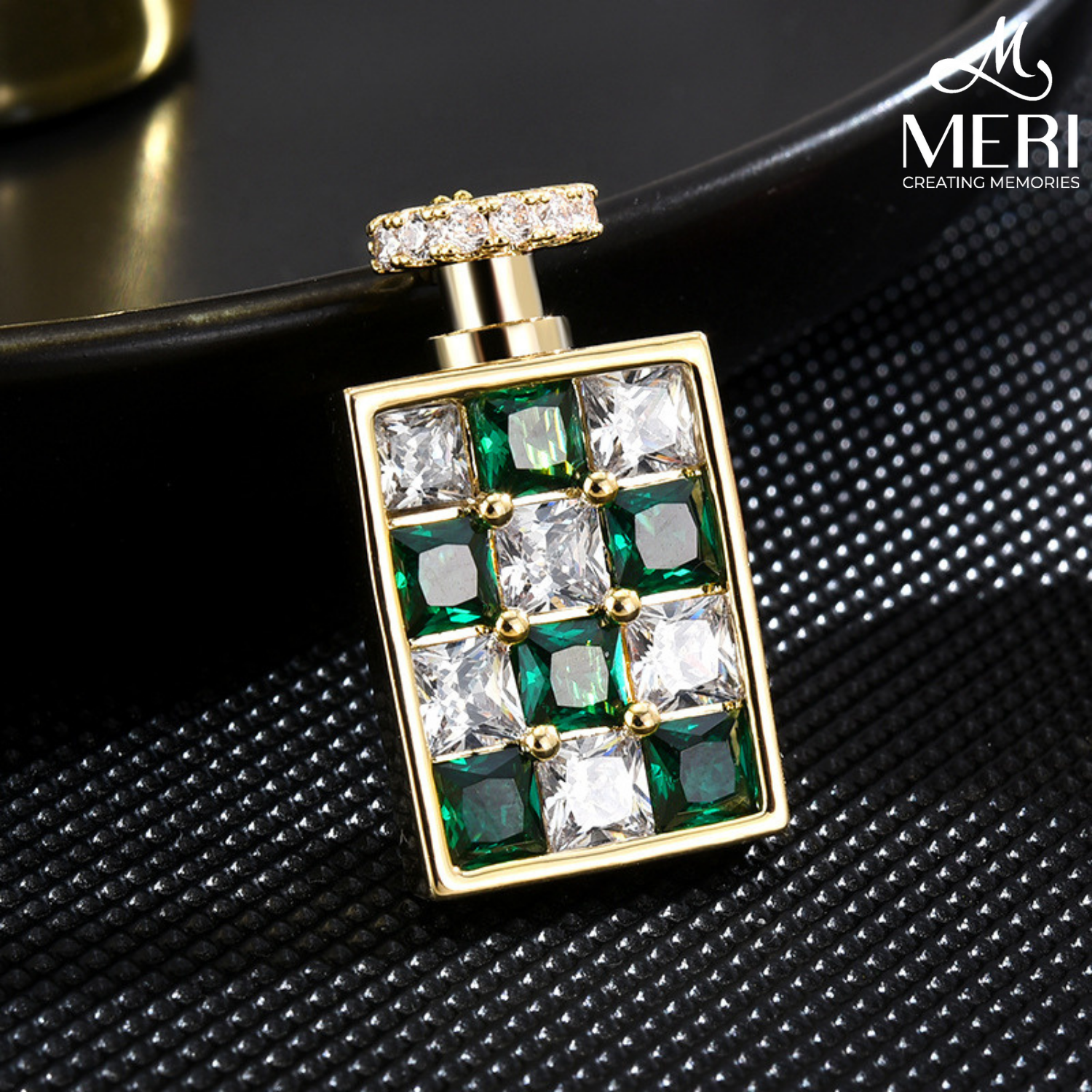 Cài áo Perfume Green