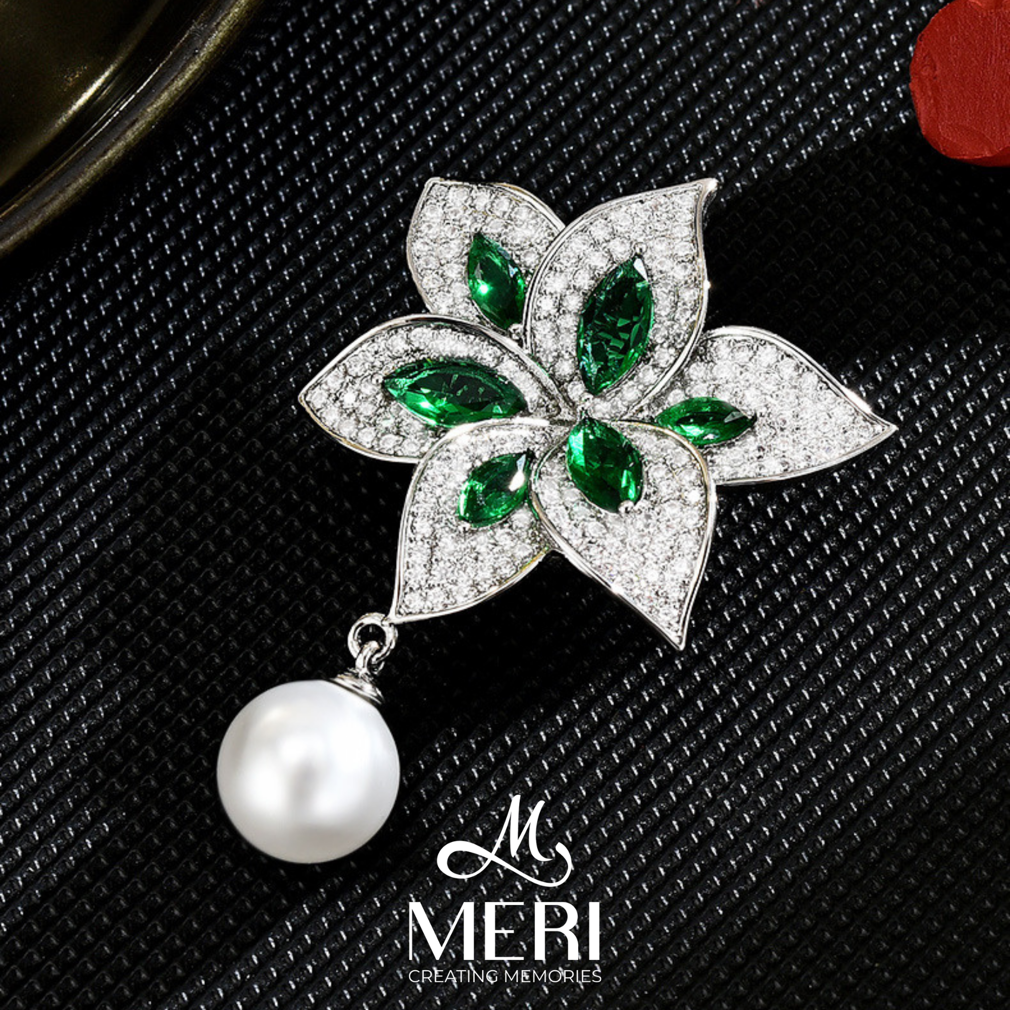 Pin cài áo Emerald Bloom