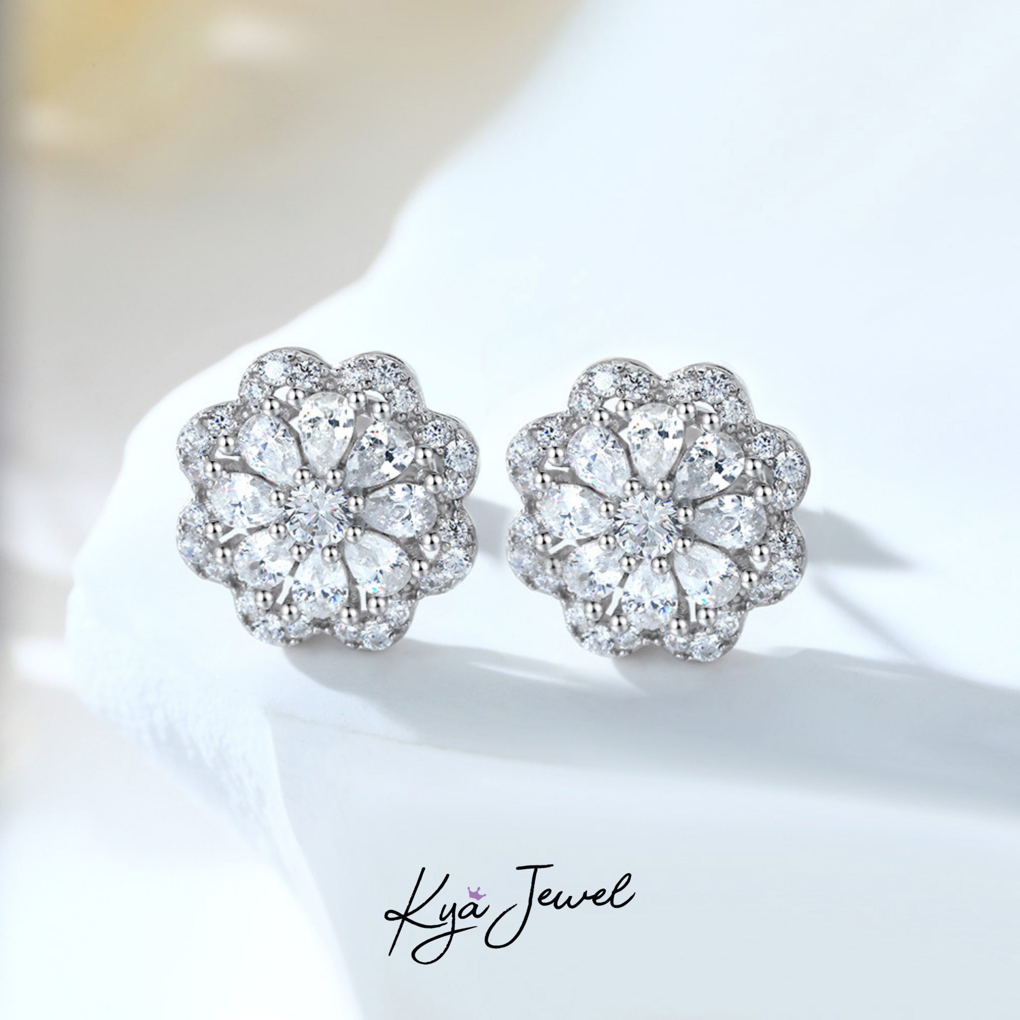 Khuyên tai nữ Sparkling Flower