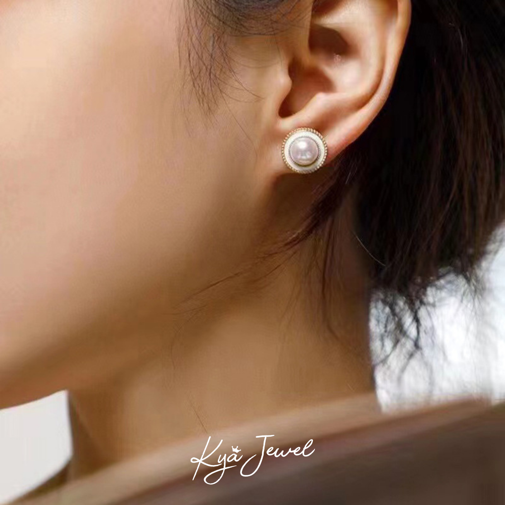 Khuyên tai nữ Charming Pearl