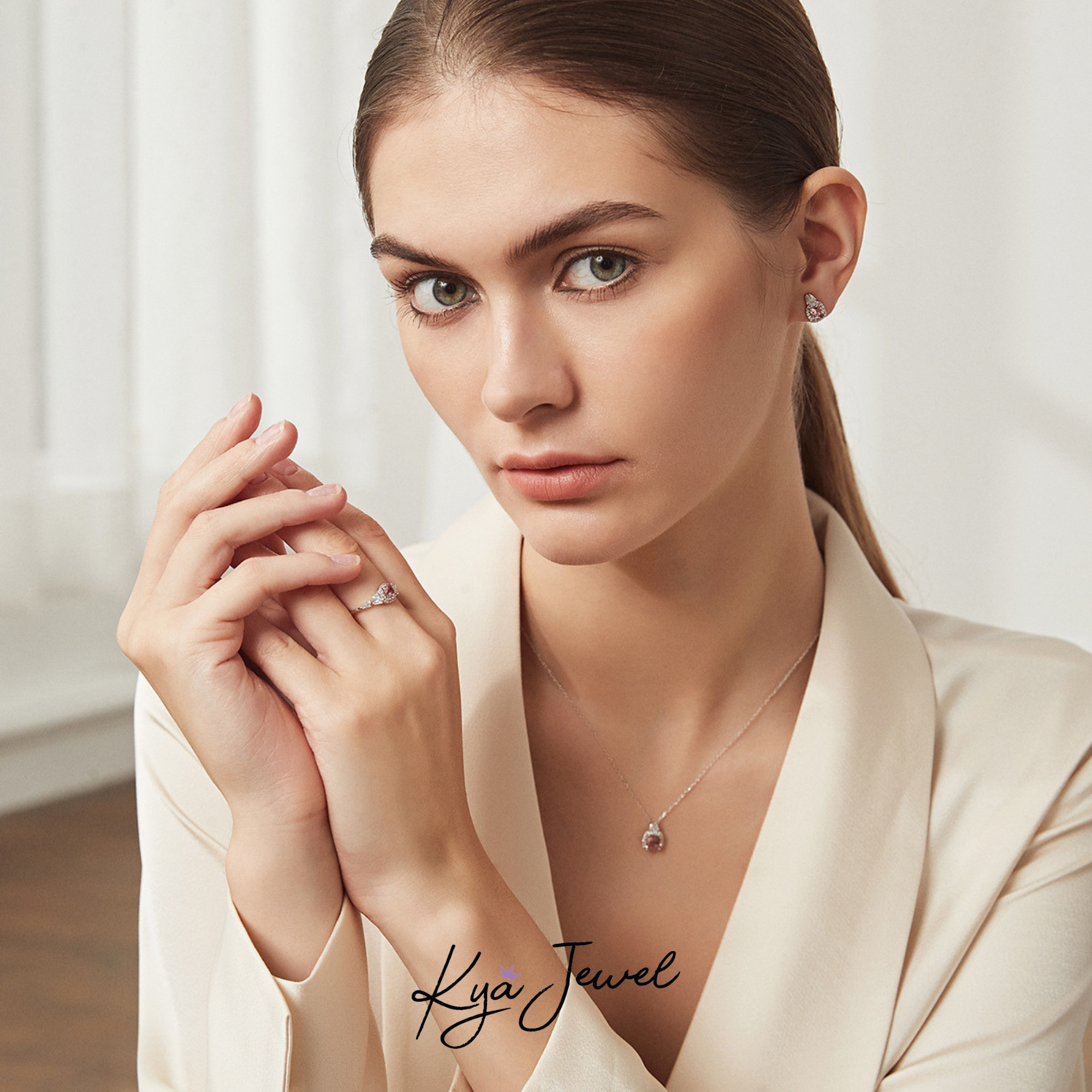 Dây chuyền nữ Romantic Pink