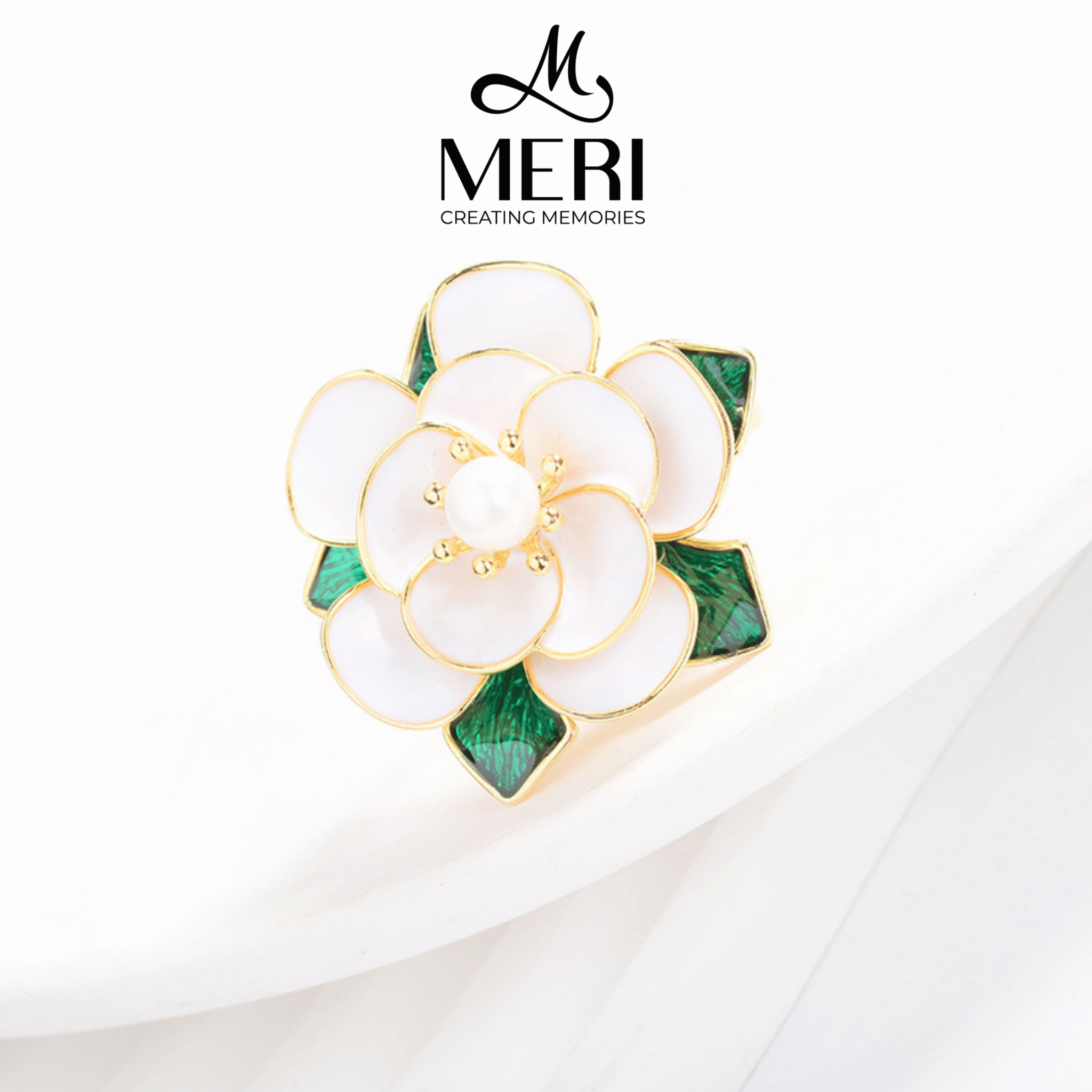 Cài áo Tiny Pearl Blossom