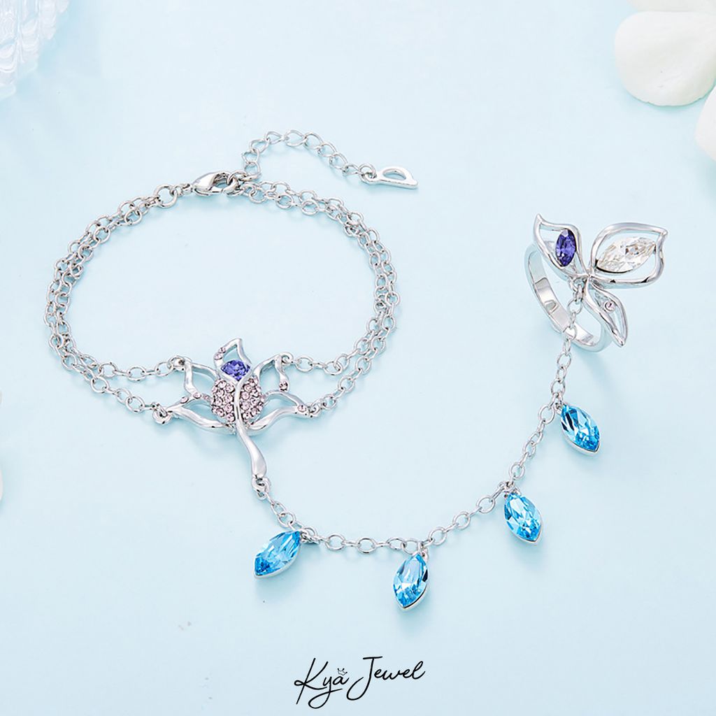 Lắc tay và nhẫn đá xanh cá tính