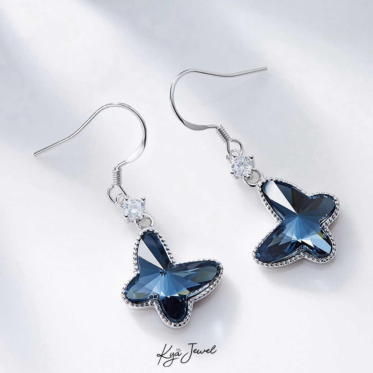 Hoa tai cánh bướm xanh dương đá Swarovski