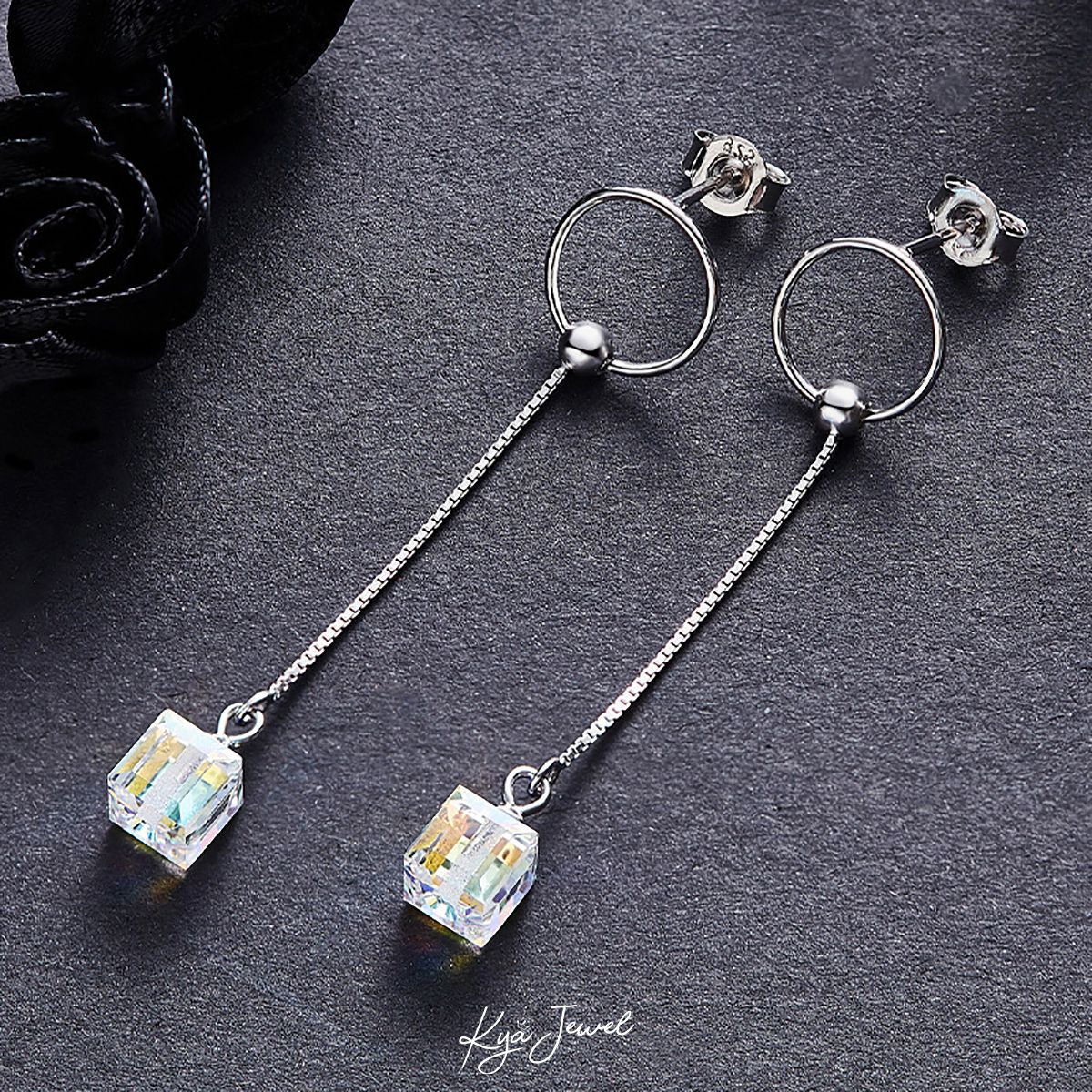 Hoa tai Swarovski hình học đặc biệt