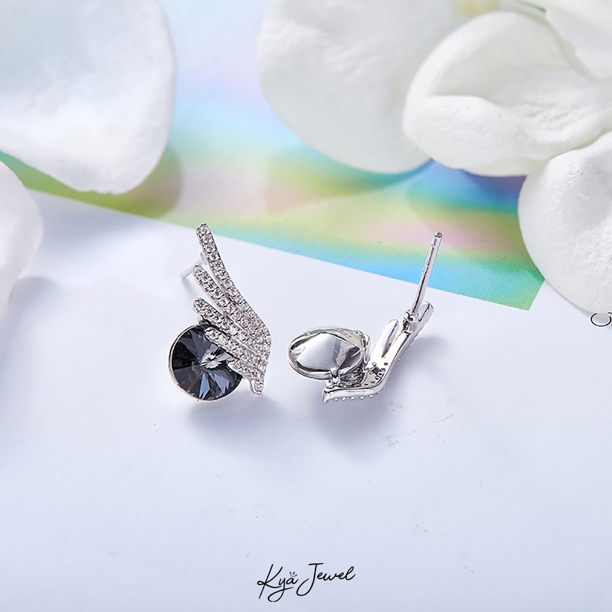 Hoa tai Swarovski tròn đôi cánh tự do