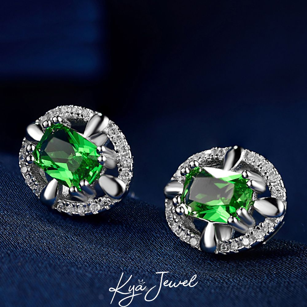 Hoa tai tròn mặt đá zircon xanh lá
