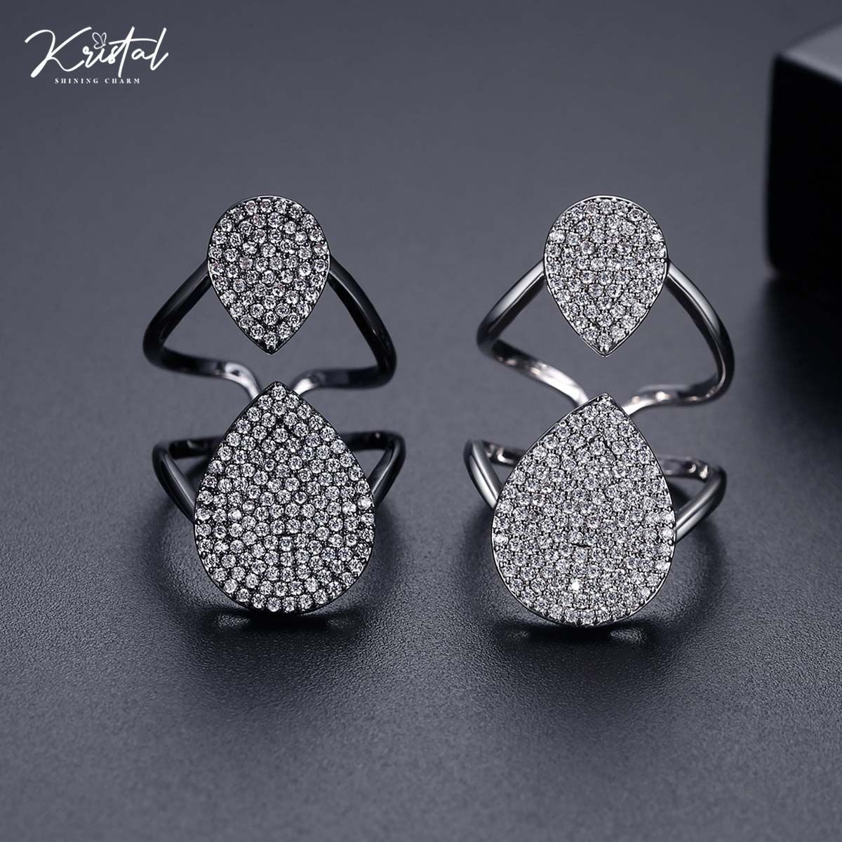 Nhẫn giọt nước đối xứng cá tính
