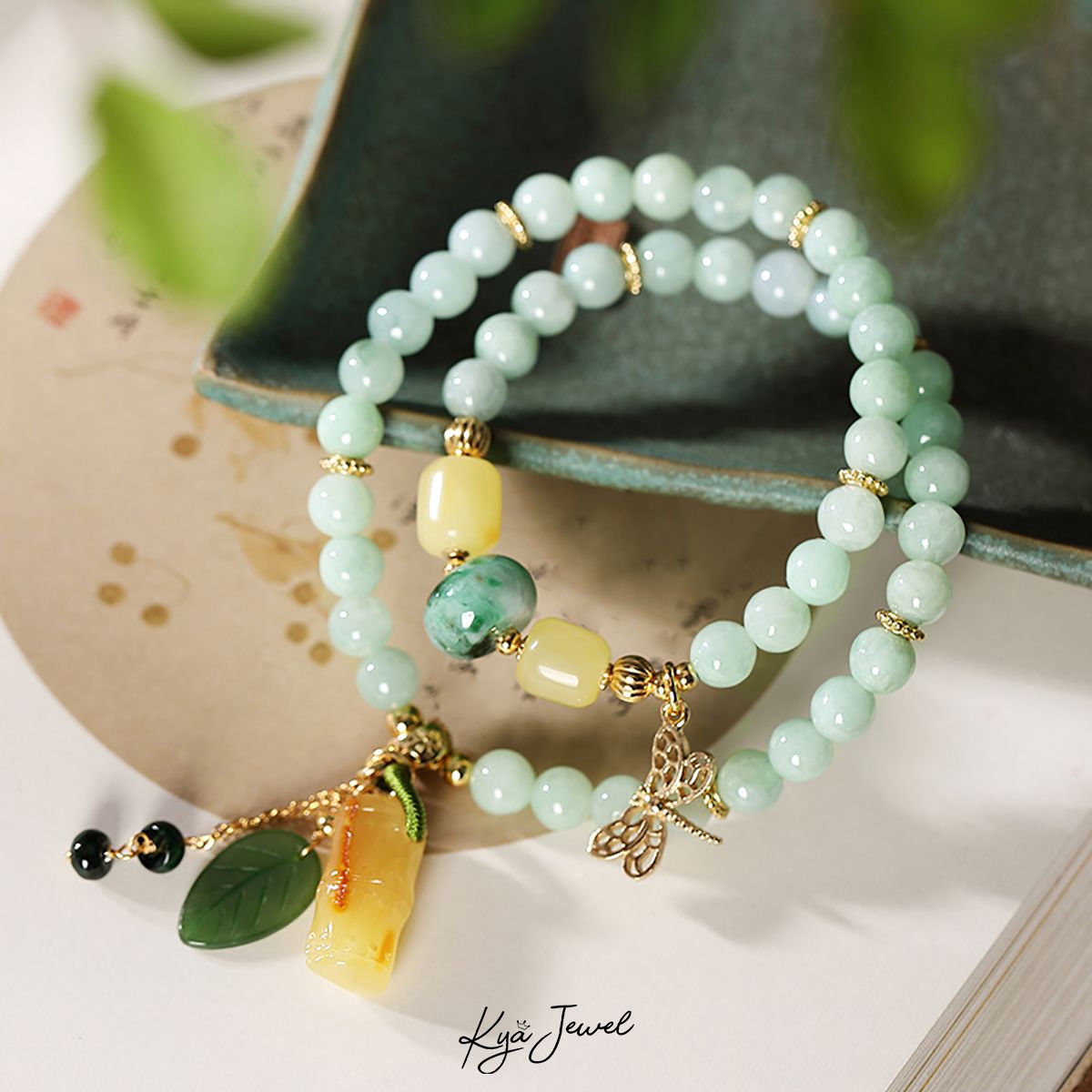 Vòng tay cẩm thạch xanh sang trọng
