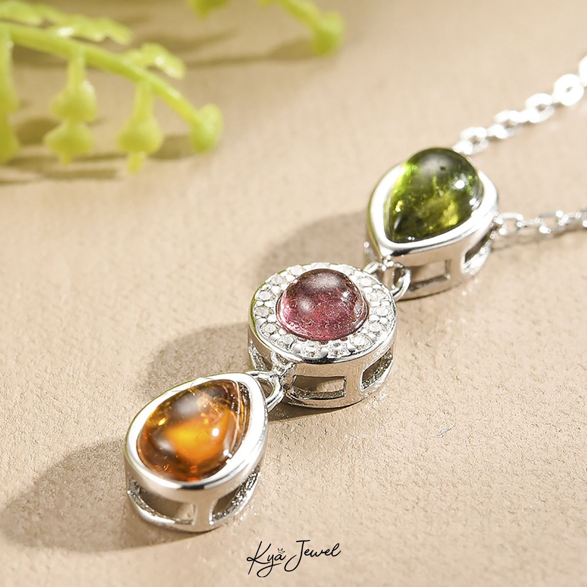 Dây chuyền thả dài đính đá Tourmaline ấn tượng
