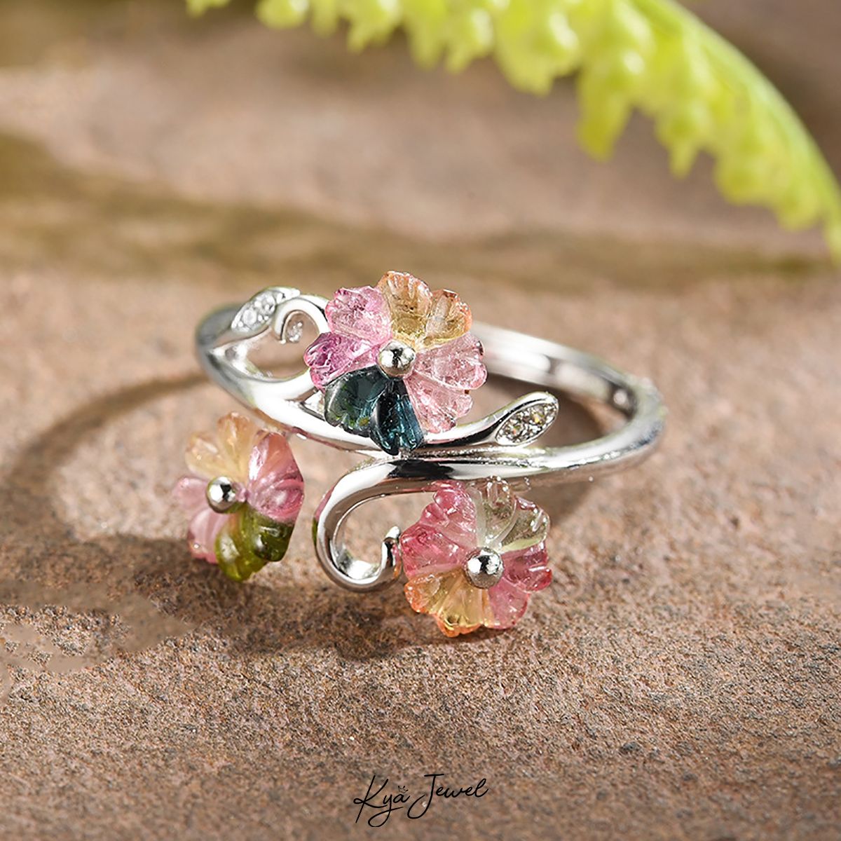 Nhẫn Tourmaline cánh hoa nhiều màu