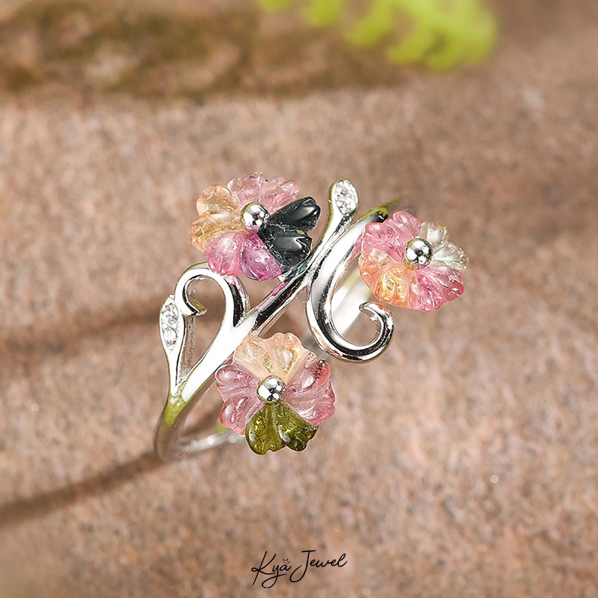 Nhẫn Tourmaline cánh hoa nhiều màu