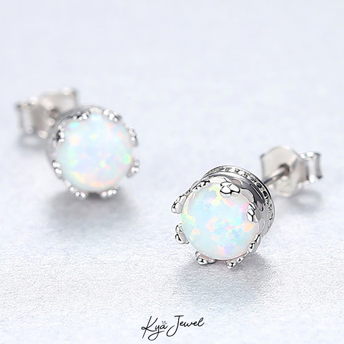 Hoa tai đá opal trắng đơn giản