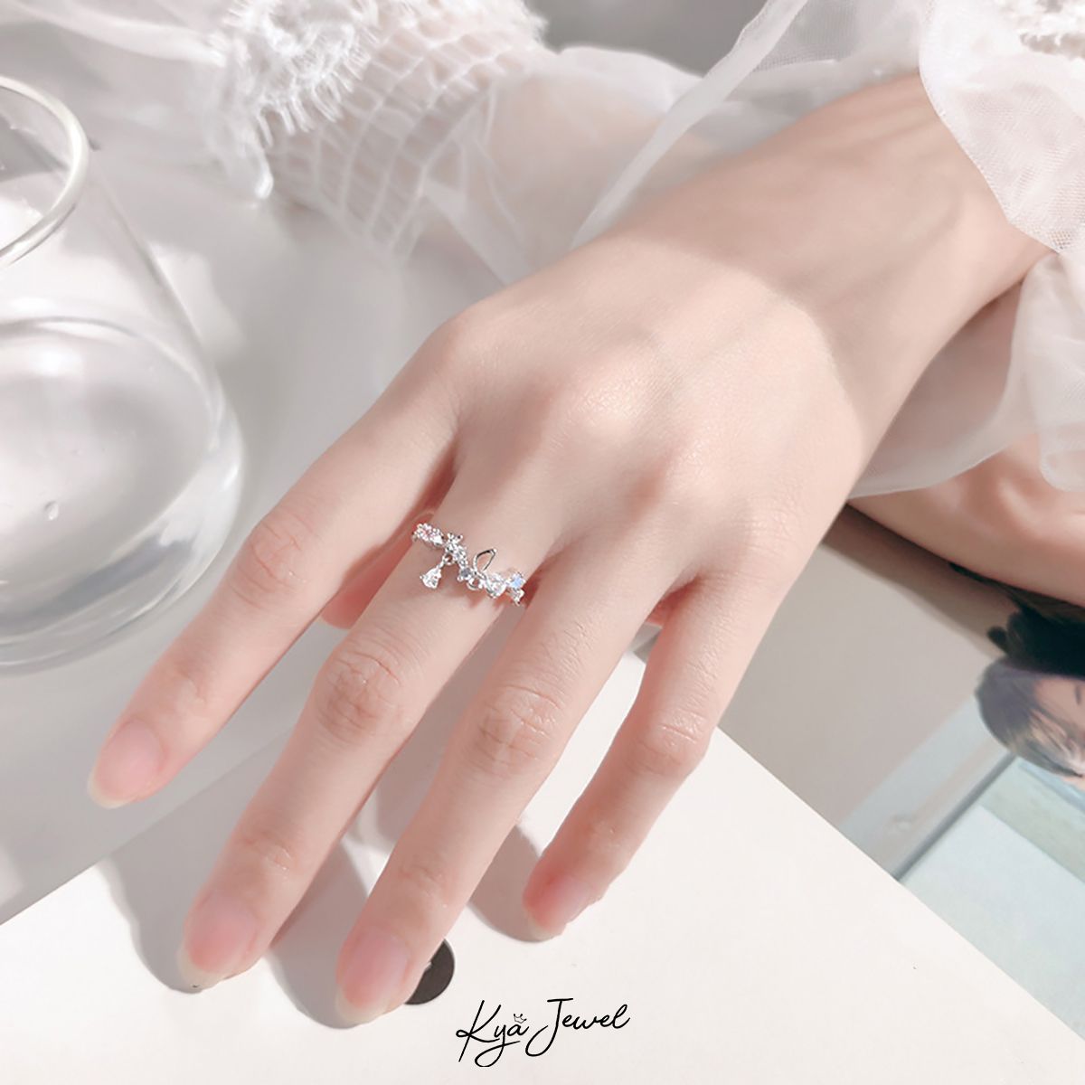 Nhẫn khu vườn mùa xuân