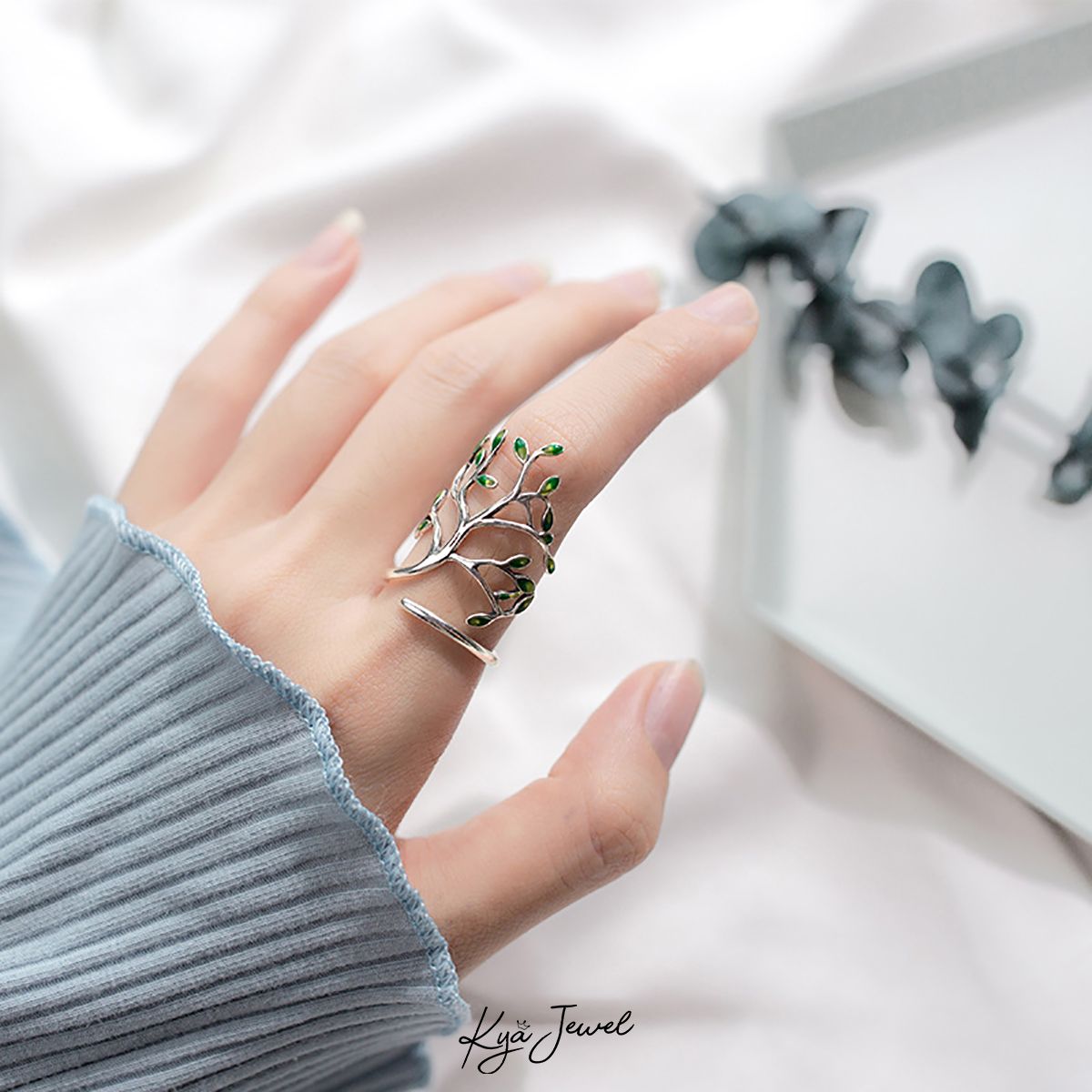 Nhẫn vòng cây tươi mới
