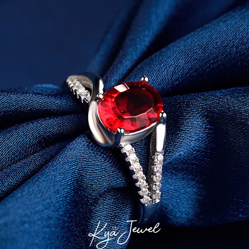 Nhẫn bạc ý mặt đá zircon đỏ
