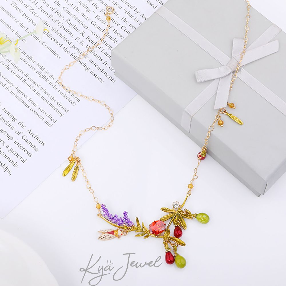Dây chuyền handmade hoa oải hương và ôliu