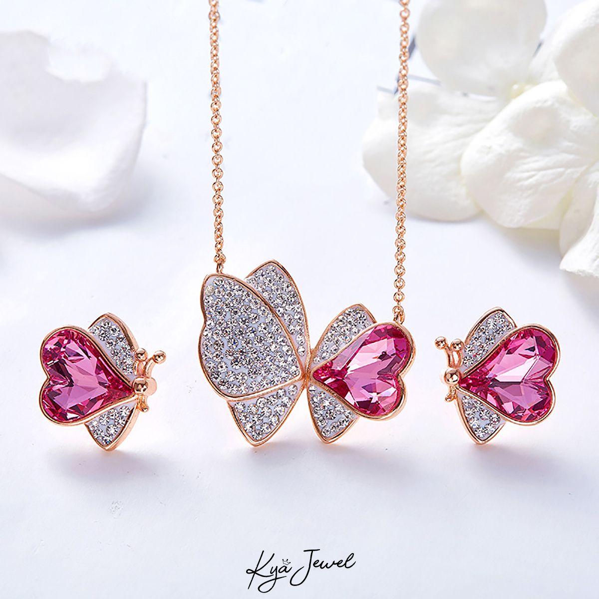 Bộ trang sức bướm hồng duyên dáng