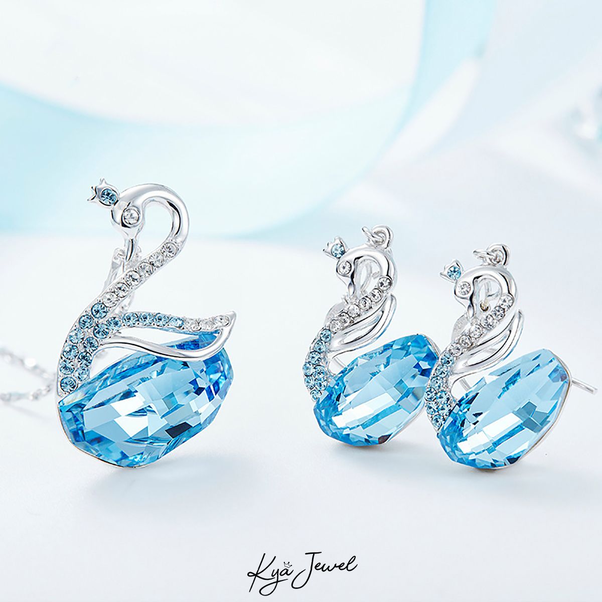 Bộ trang sức thiên nga khảm đá xanh nước