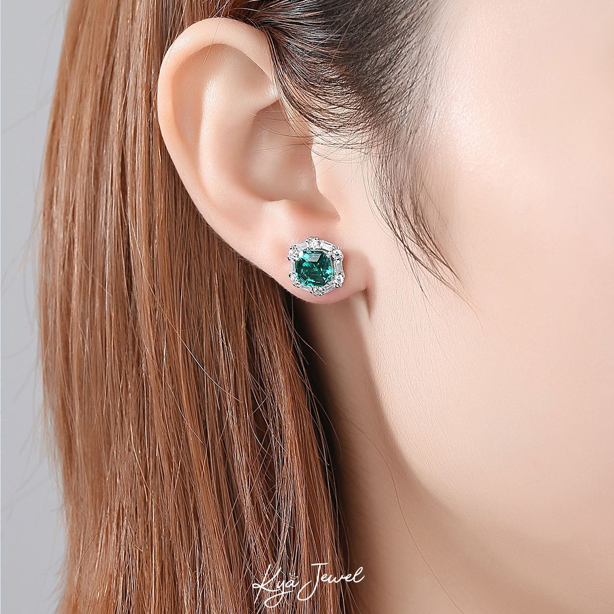 Bộ trang sức sắc xanh sang trọng