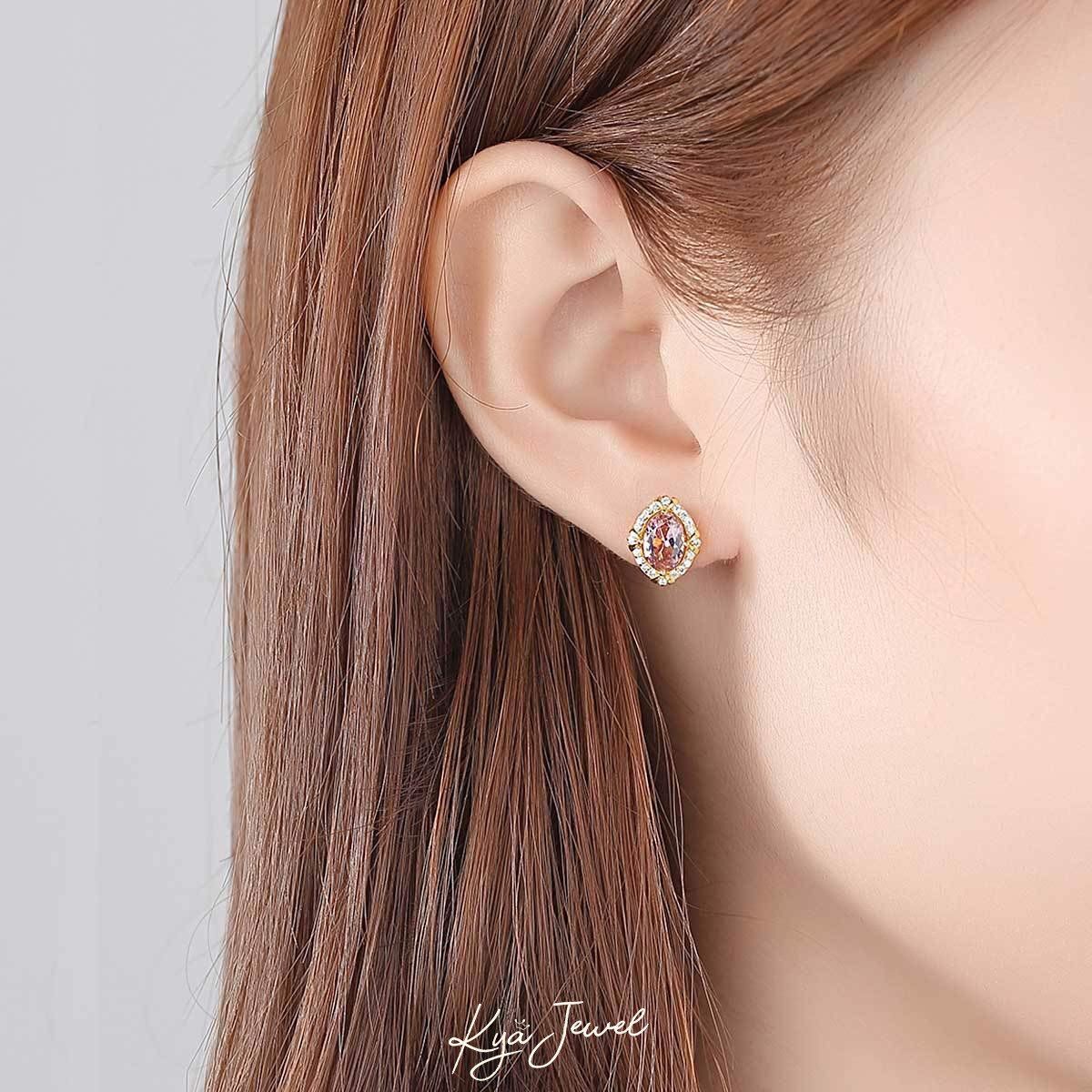 Hoa tai đá cam nhạt khảm vàng