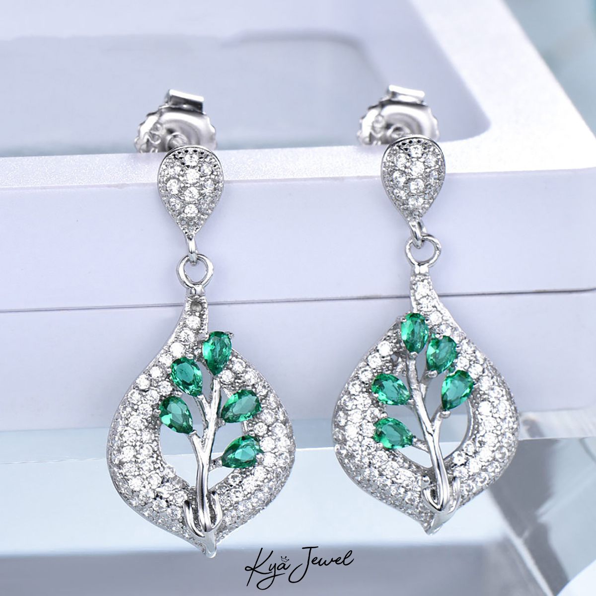 Bộ trang sức chiếc lá xanh sang trọng
