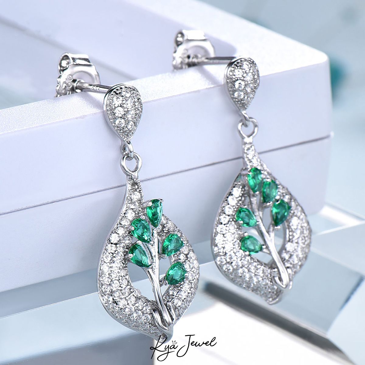 Bộ trang sức chiếc lá xanh sang trọng