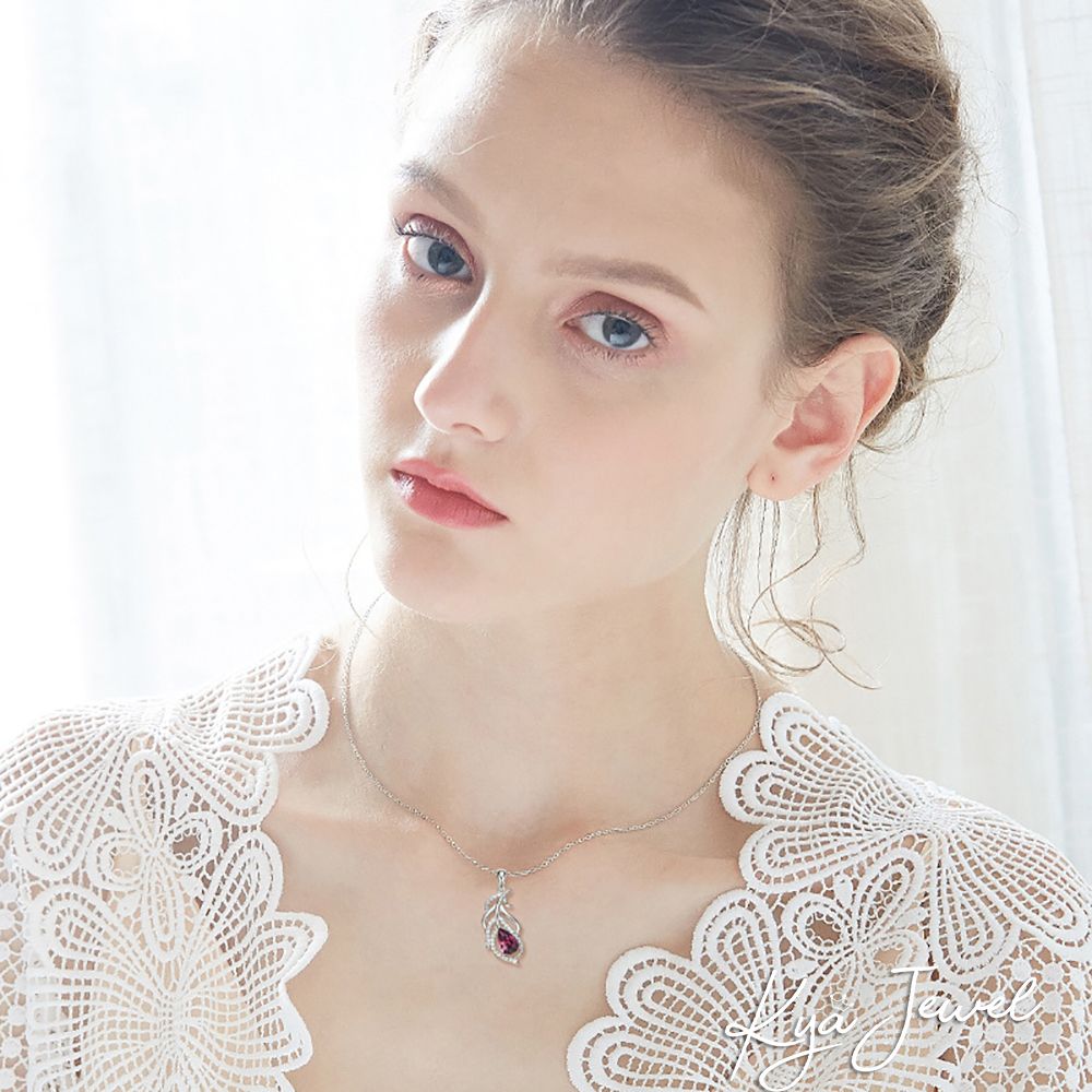 Dây chuyền lông chim đính đá Swarovski tím than