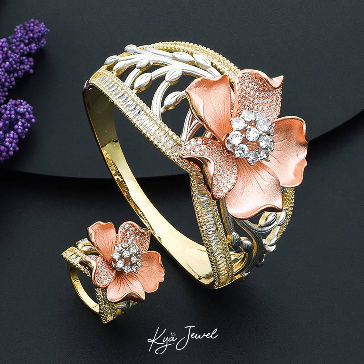Set vòng tay và hoa hồng thời thượng