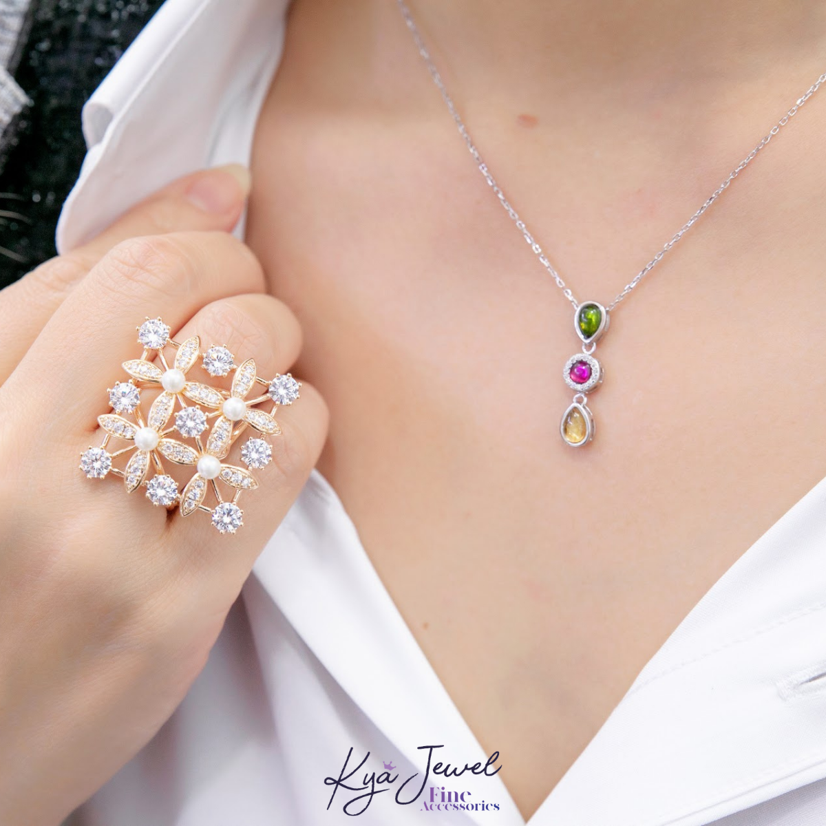 Dây chuyền thả dài đính đá Tourmaline ấn tượng