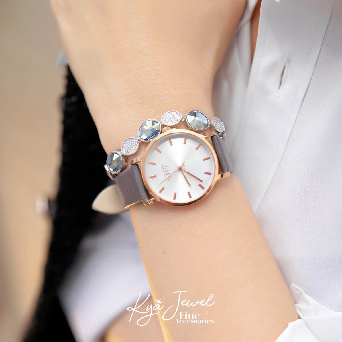 Lắc tay pha lê Swarovski thời thượng