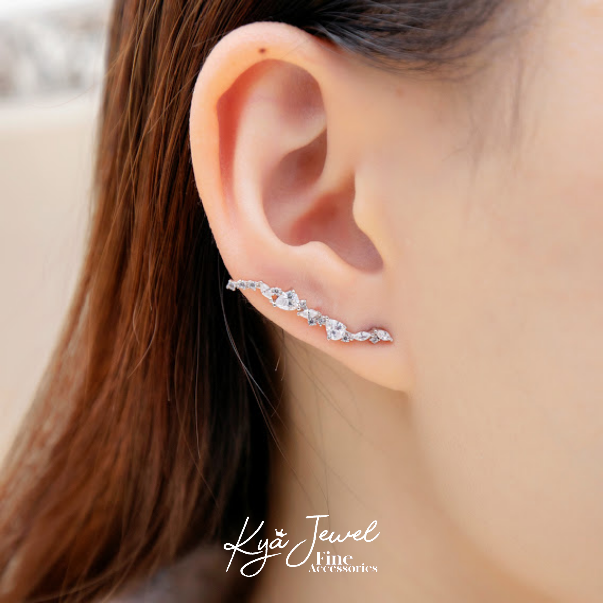 Khuyên tai bạc nữ dáng dài uốn lượn cá tính