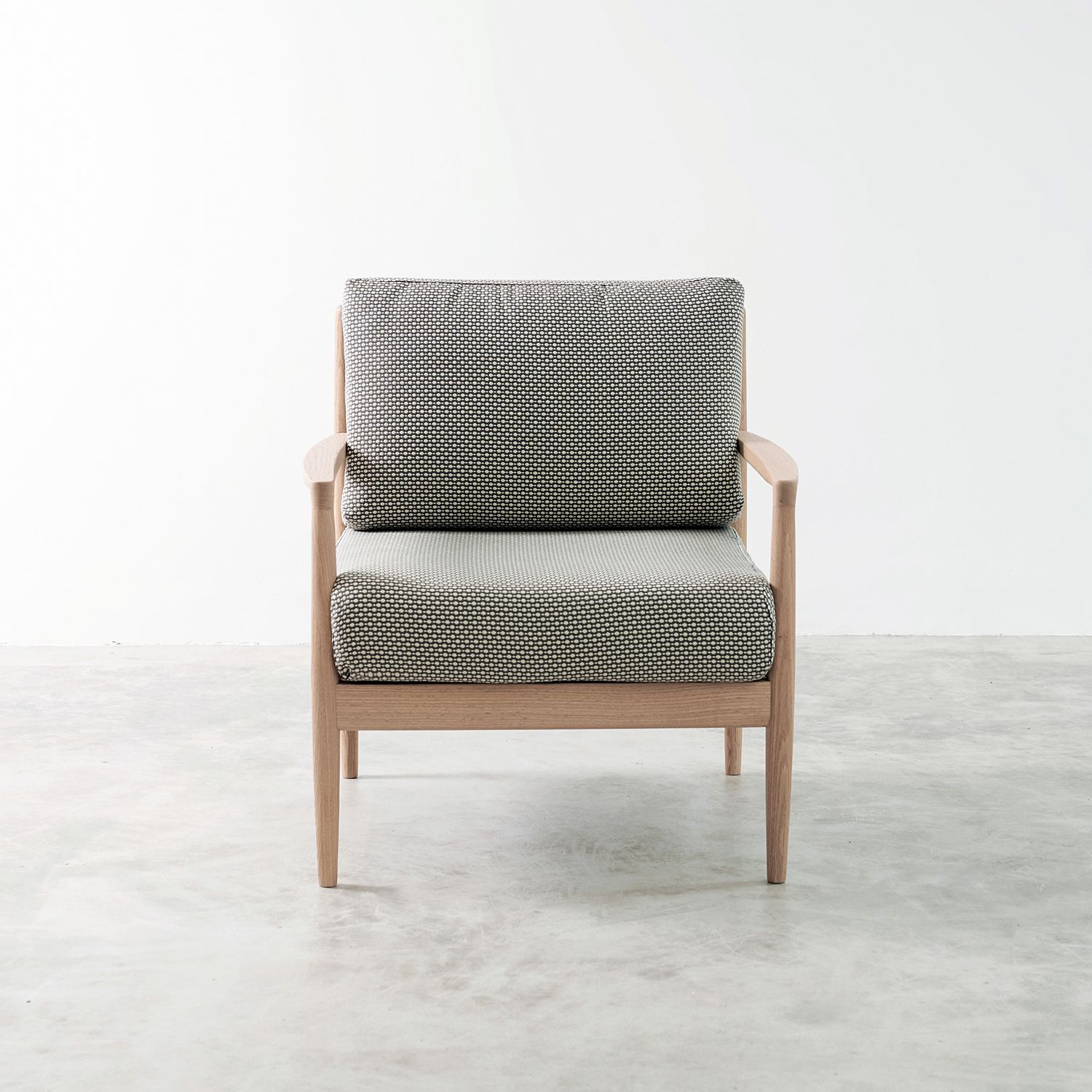 Ghế Shoal - Natural & Cosmic Grey