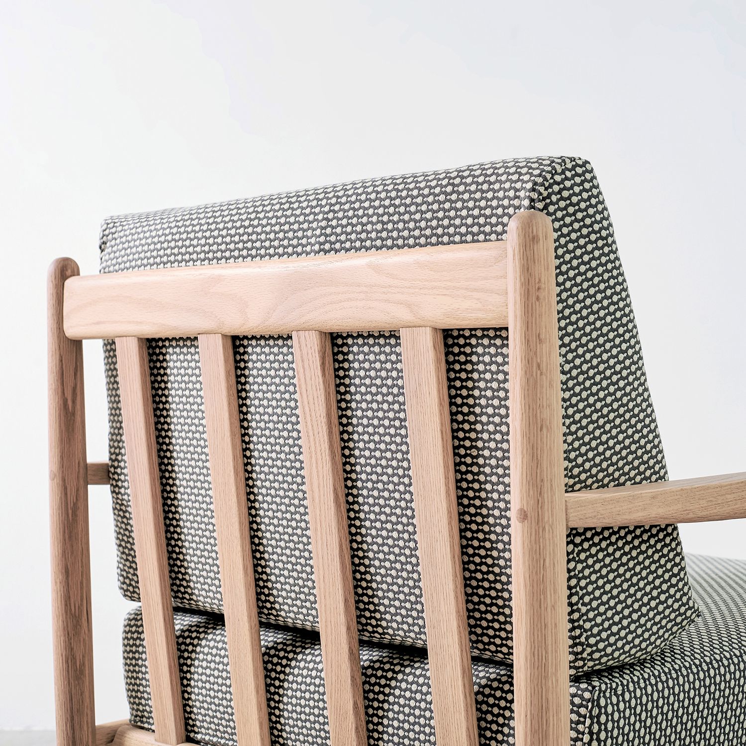 Ghế Shoal - Natural & Cosmic Grey