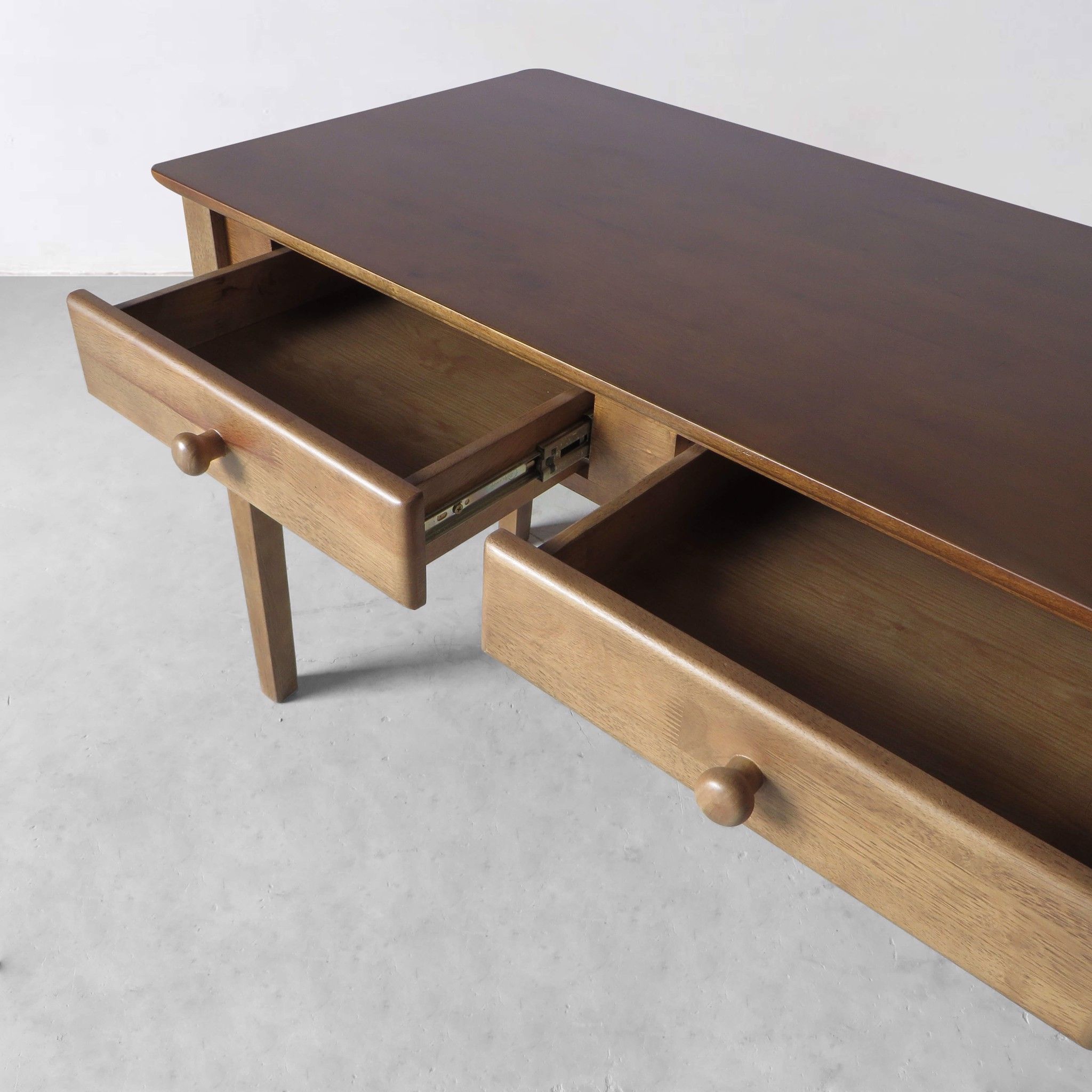 Bàn Làm Việc Quince - Walnut