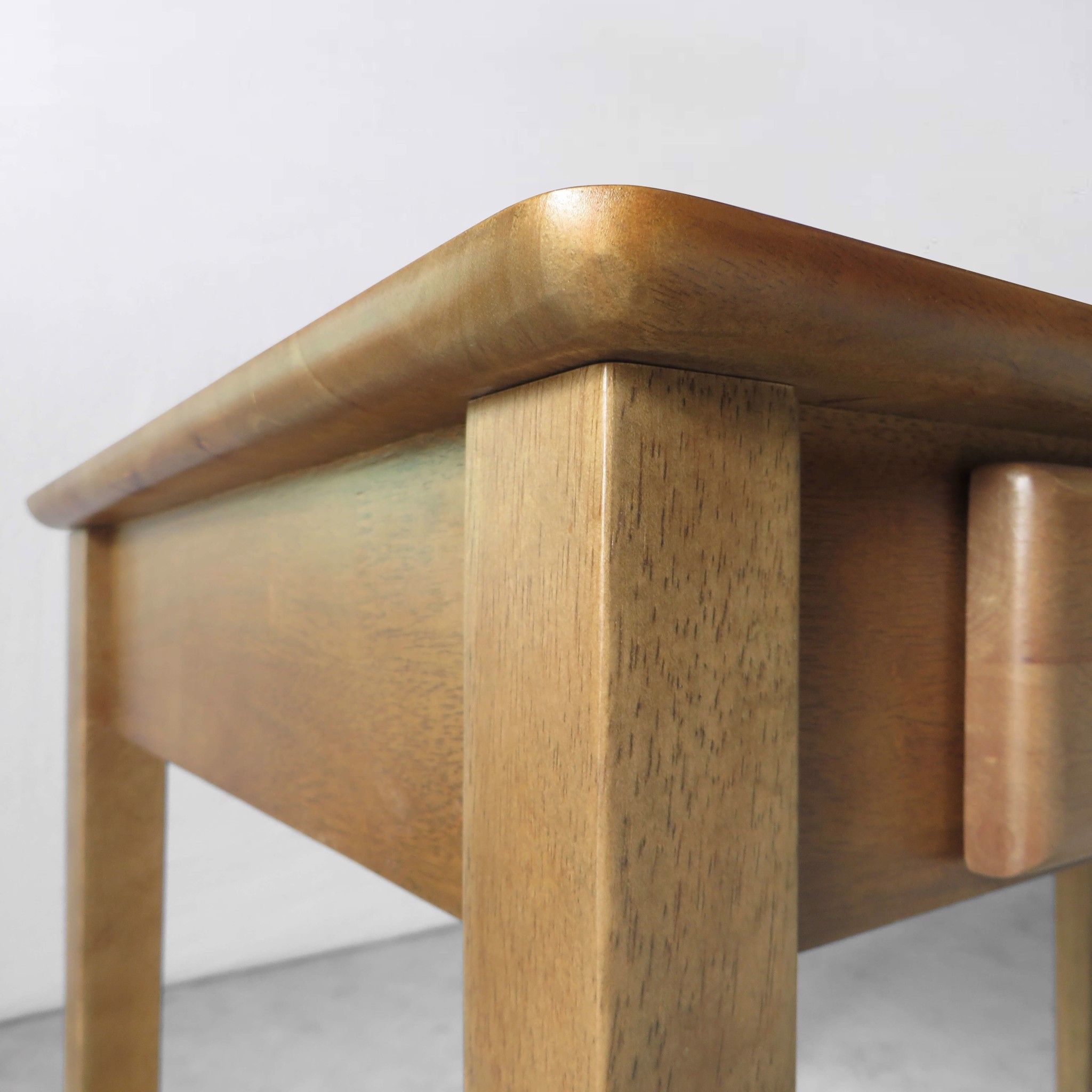 Bàn Làm Việc Quince - Walnut