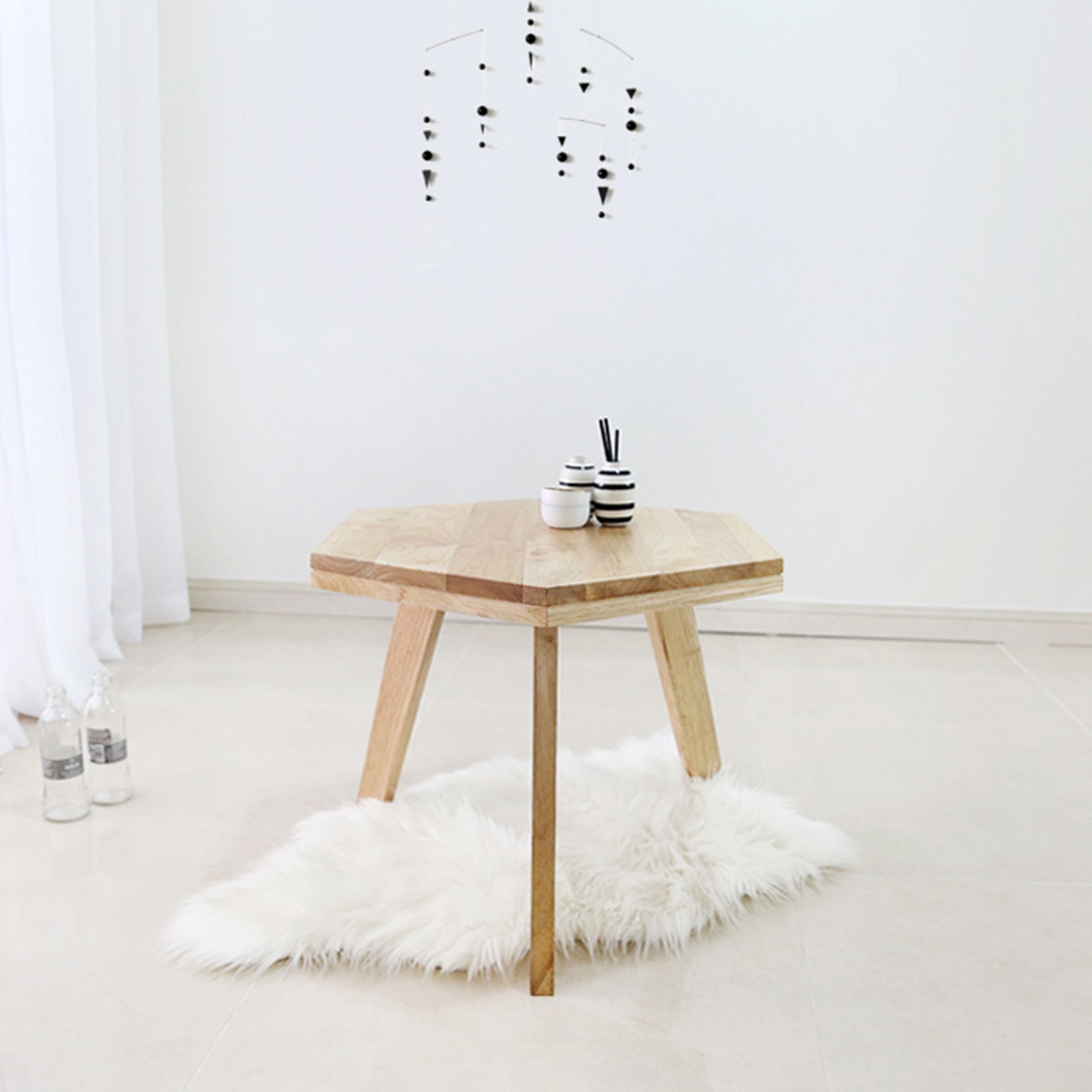 BÀN GỖ HEXAGON - NATURAL