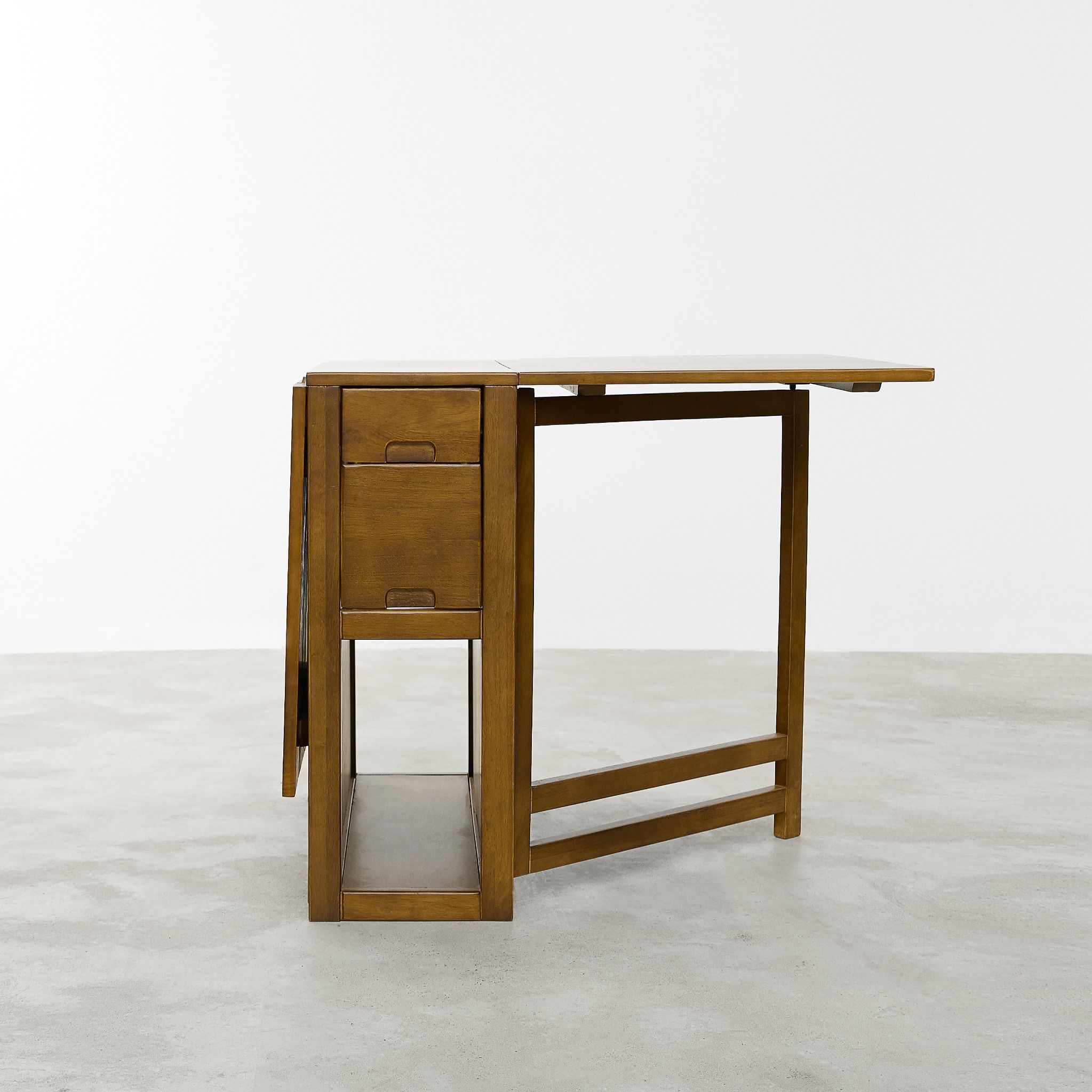 Bàn Maranta No.10 - Light Walnut