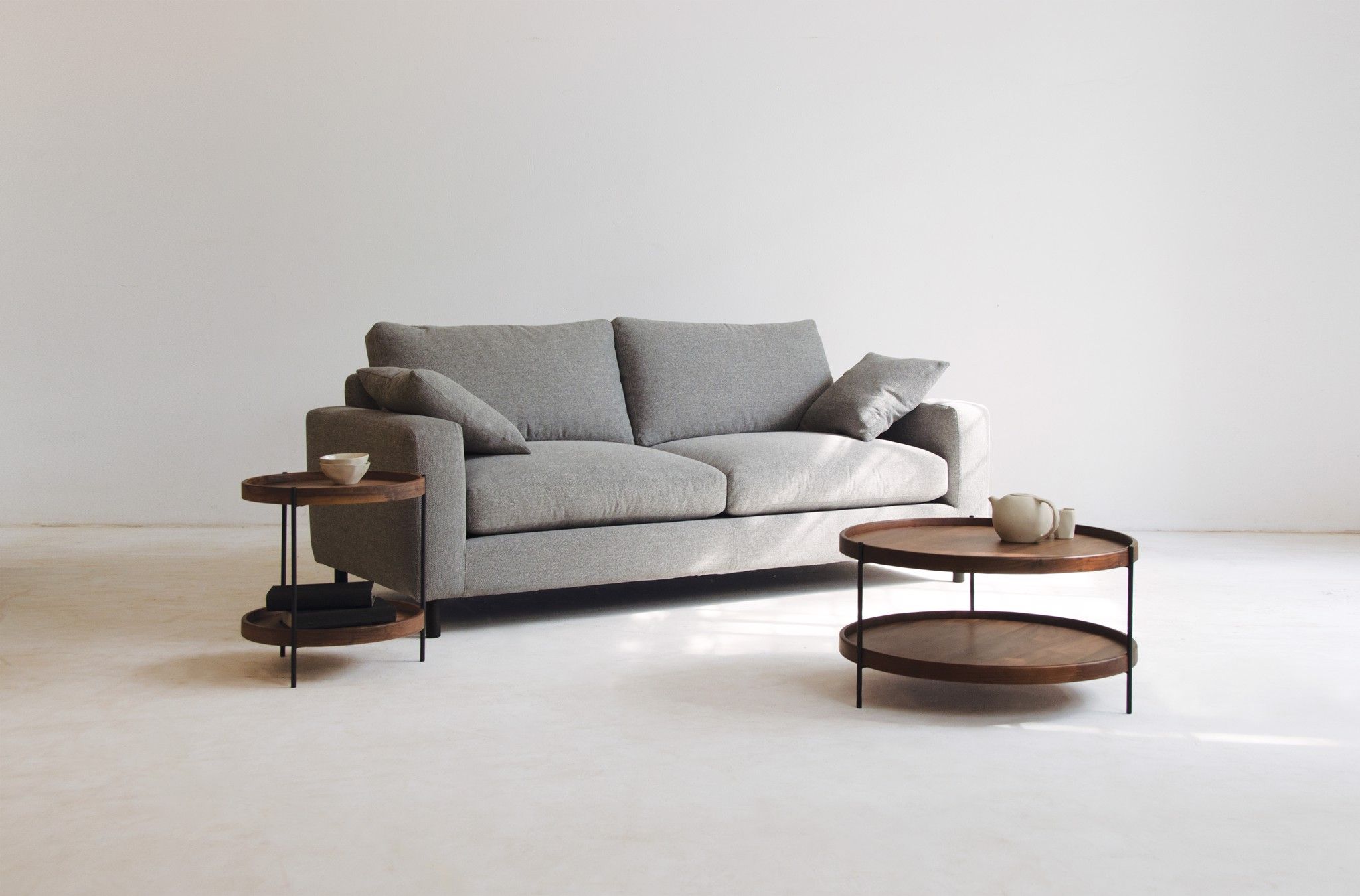Bàn trà Coral - Walnut