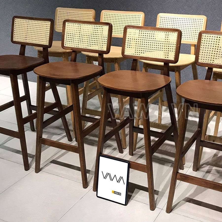 Ghế quầy bar gỗ Rustic tựa lưng mây - Ghế bar mộc mạc