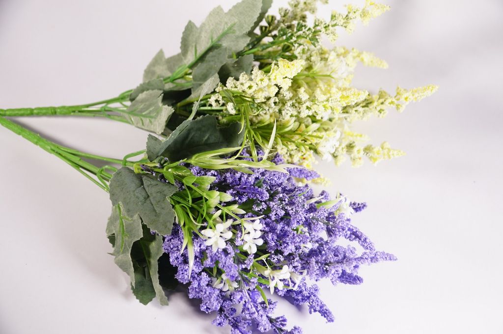 Hoa giả đẹp trang trí nhà cửa chùm hoa Lavender nhựa nhiều màu - Cao 35cm bụi 6 cành